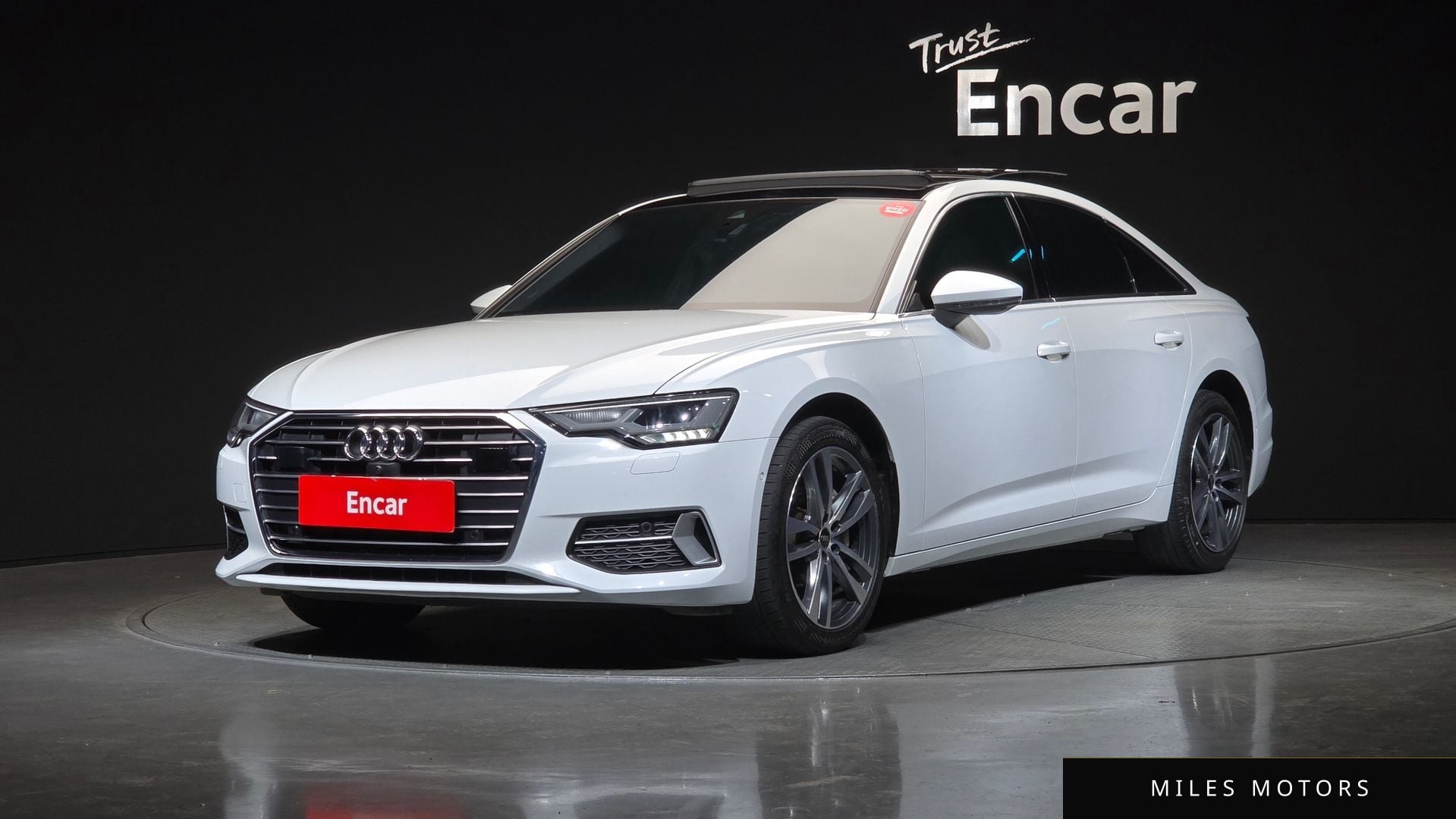 Audi A6 (C8) 2023 — фото 1 из 12