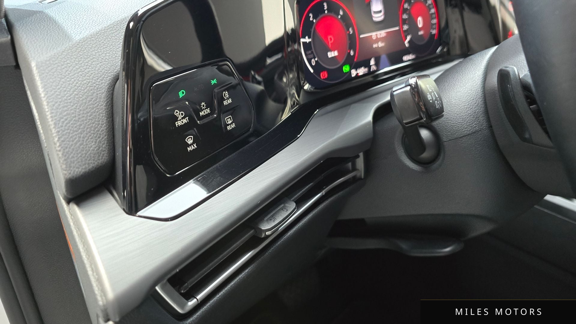 Volkswagen 골프 2022 — миниатюра 15