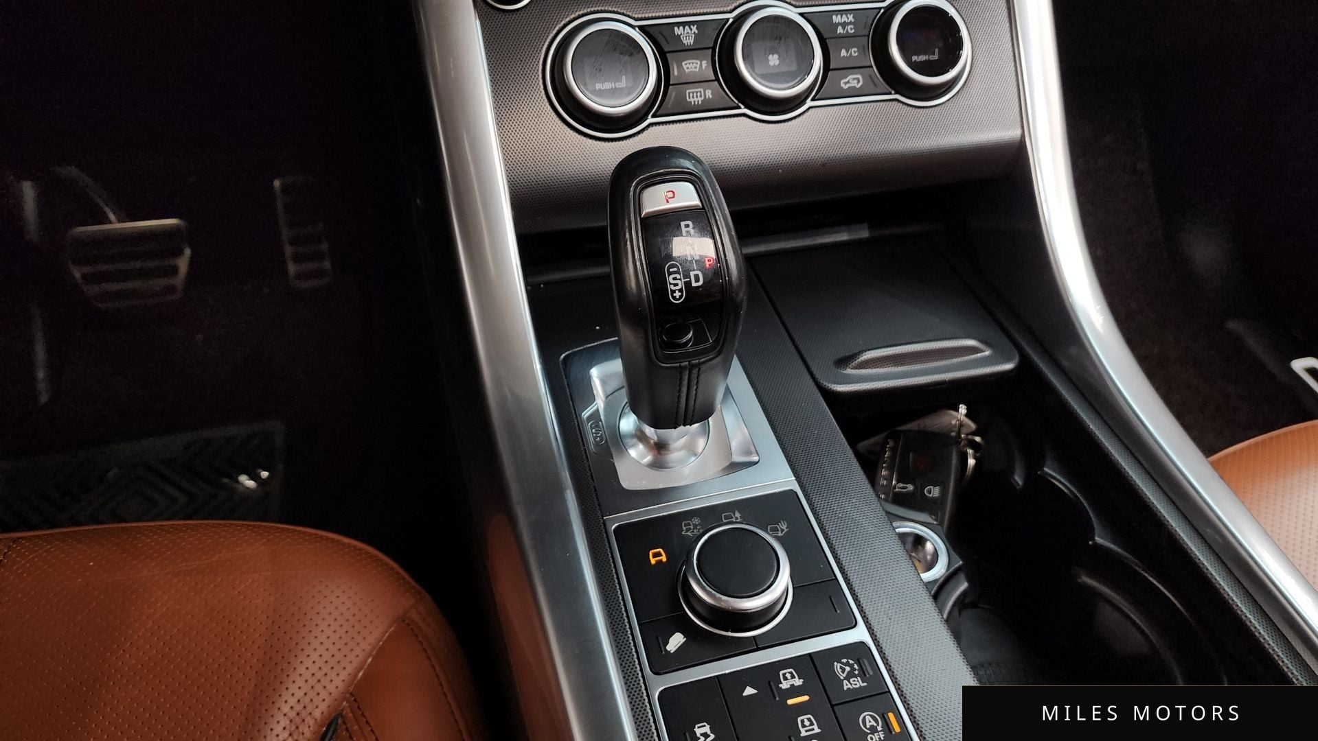 Land Rover Range Rover Sport 2016 — миниатюра 9