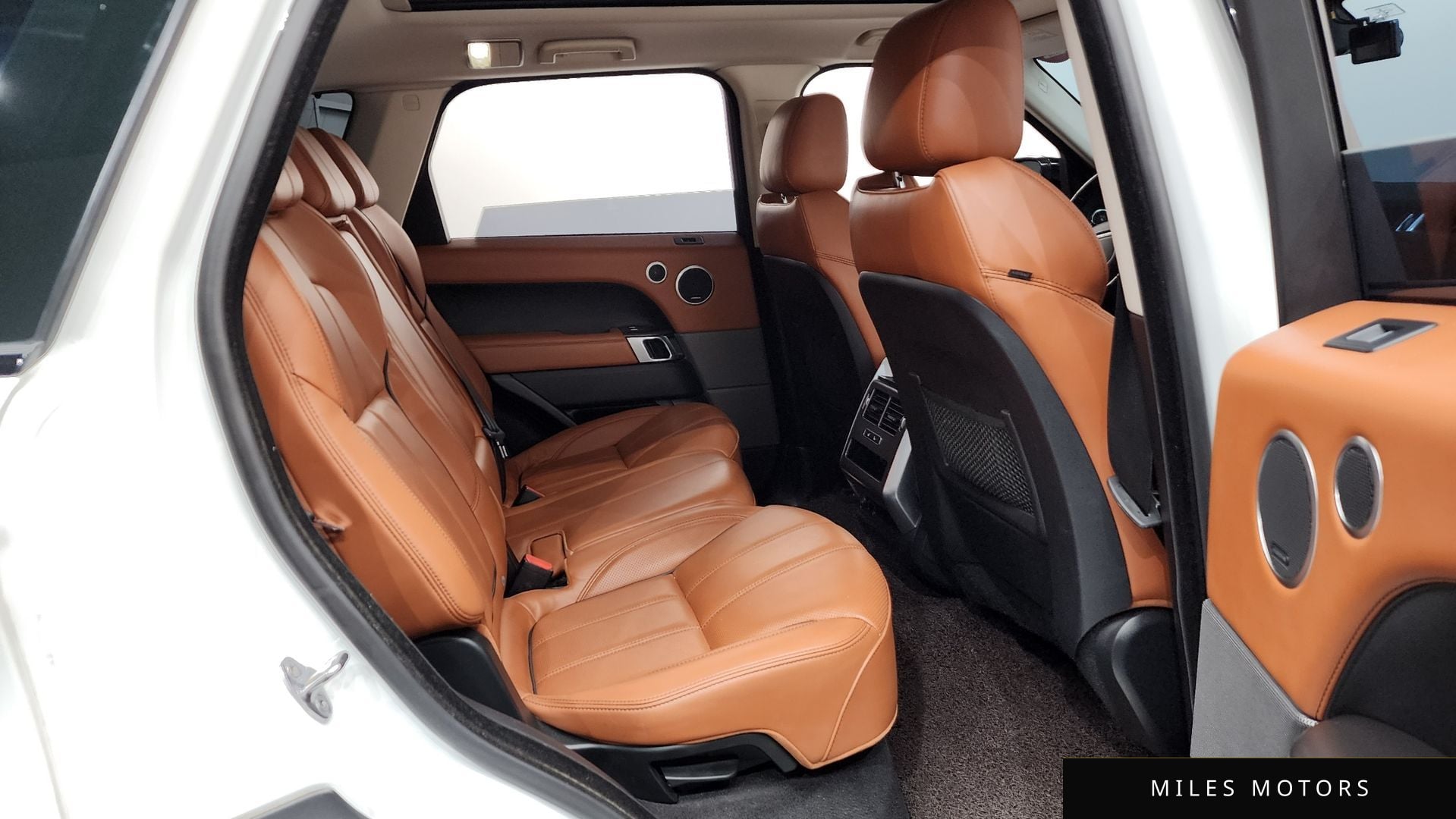 Land Rover Range Rover Sport 2016 — миниатюра 12