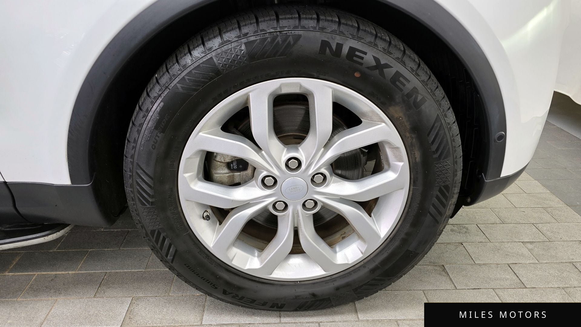 Land Rover Discovery 2019 — миниатюра 5