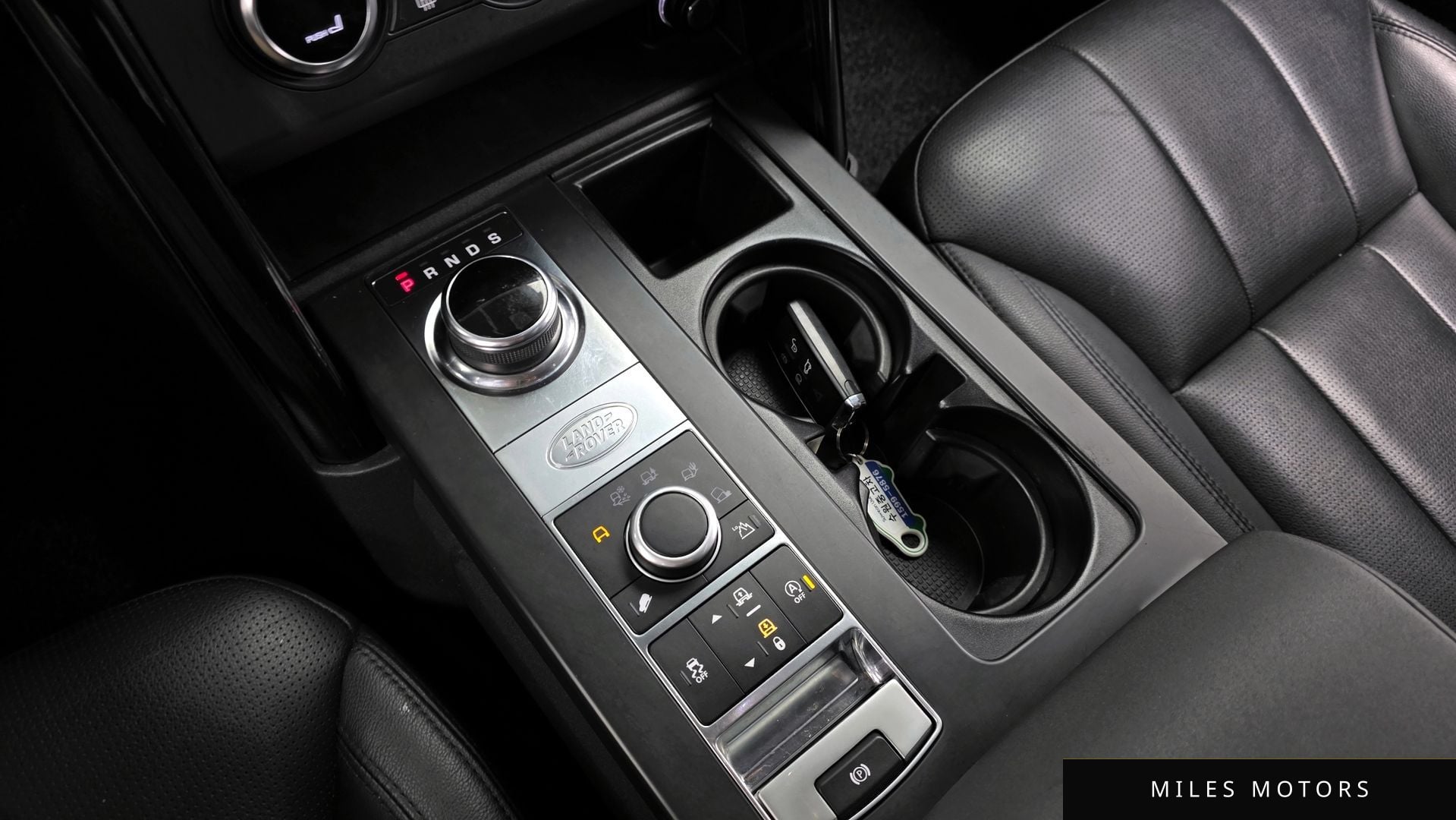 Land Rover Discovery 2019 — миниатюра 9