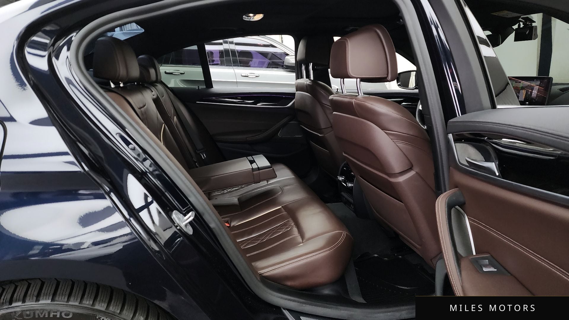 BMW 5 Series (G30) 2021 — миниатюра 12