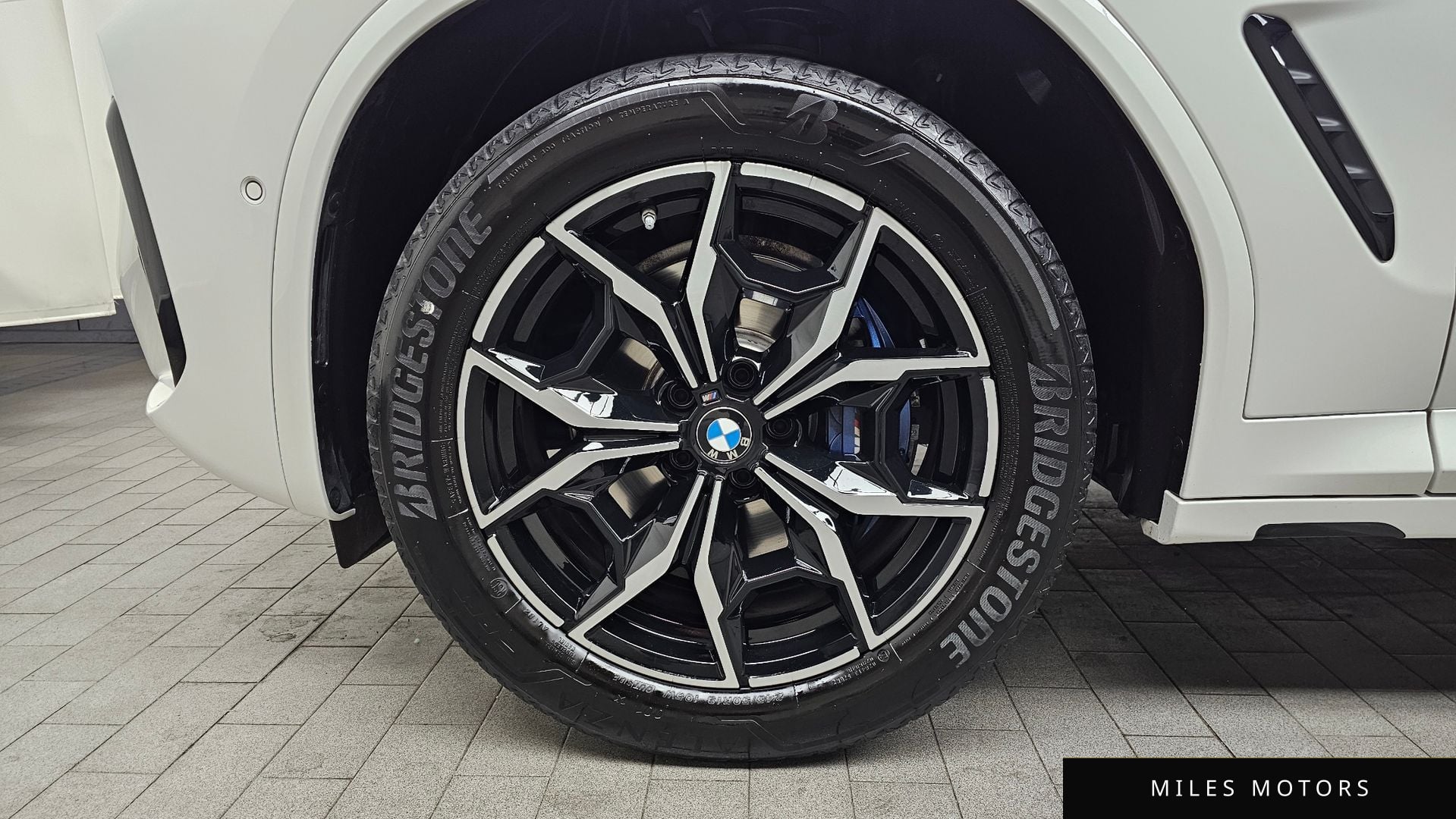BMW X4 (G02) 2024 — миниатюра 5