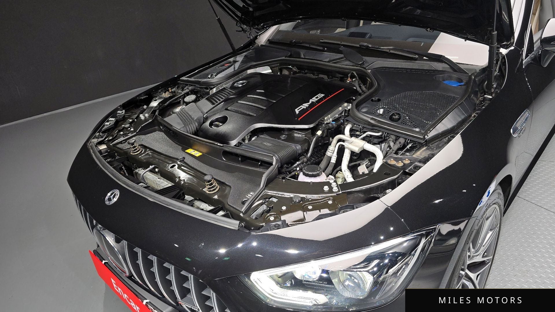 Mercedes-Benz AMG GT 2023 — миниатюра 6