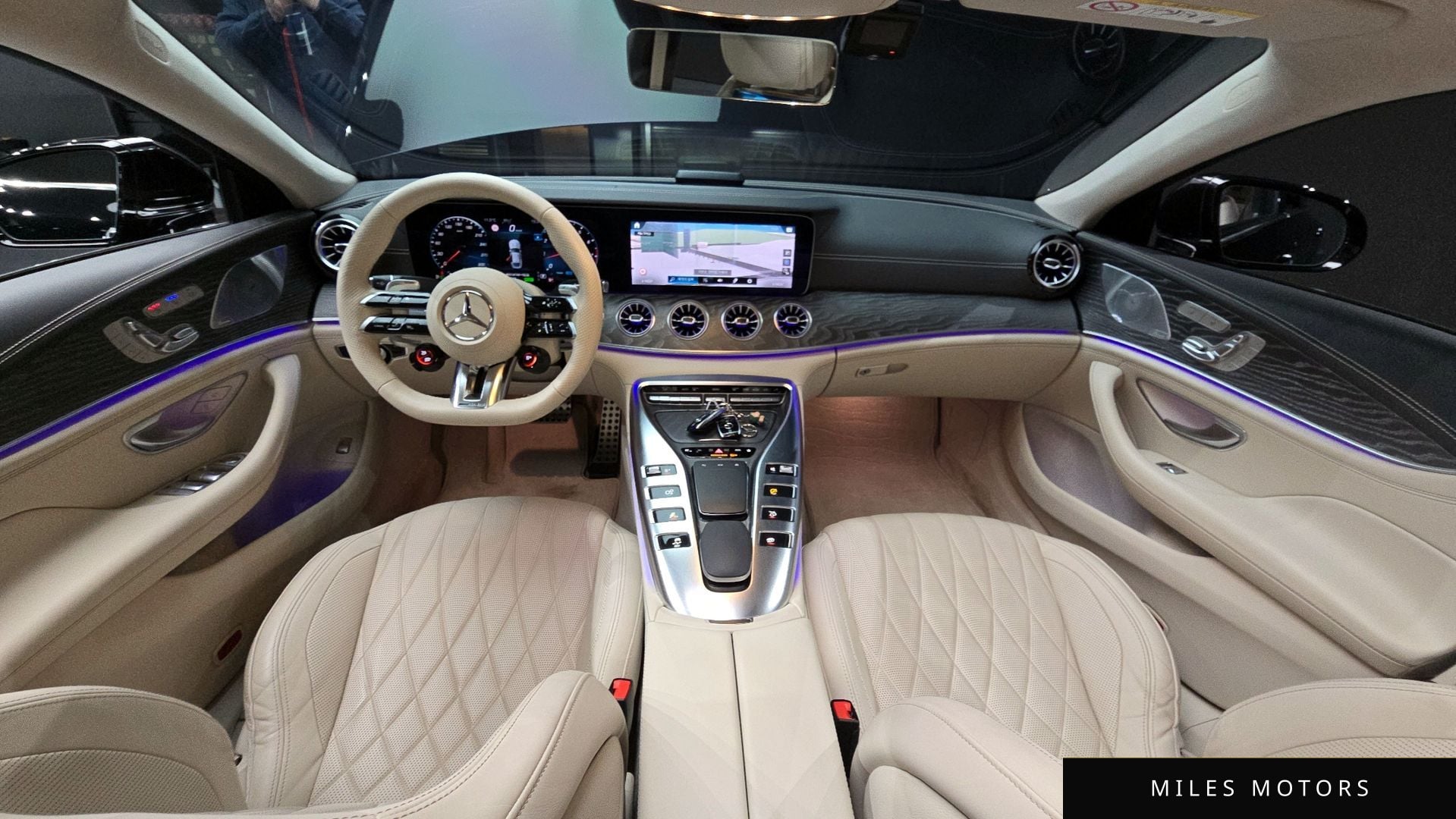 Mercedes-Benz AMG GT 2023 — миниатюра 7