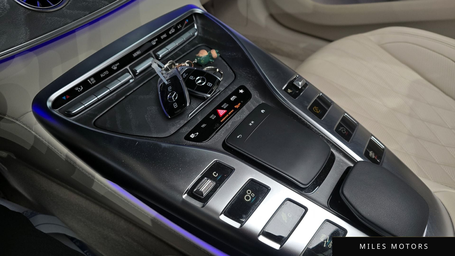Mercedes-Benz AMG GT 2023 — миниатюра 18