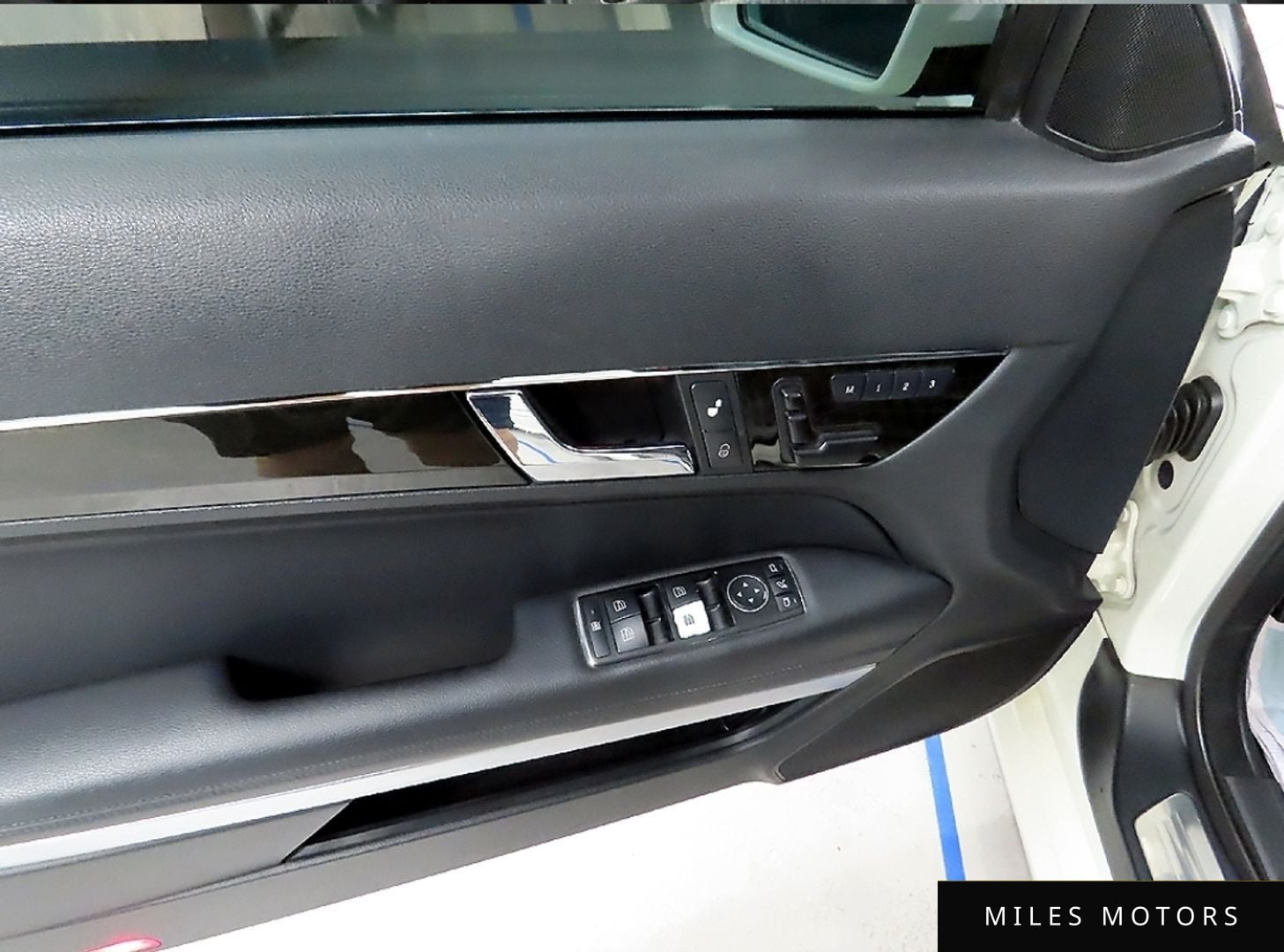 Mercedes-Benz E-Class W212 2012 — миниатюра 10