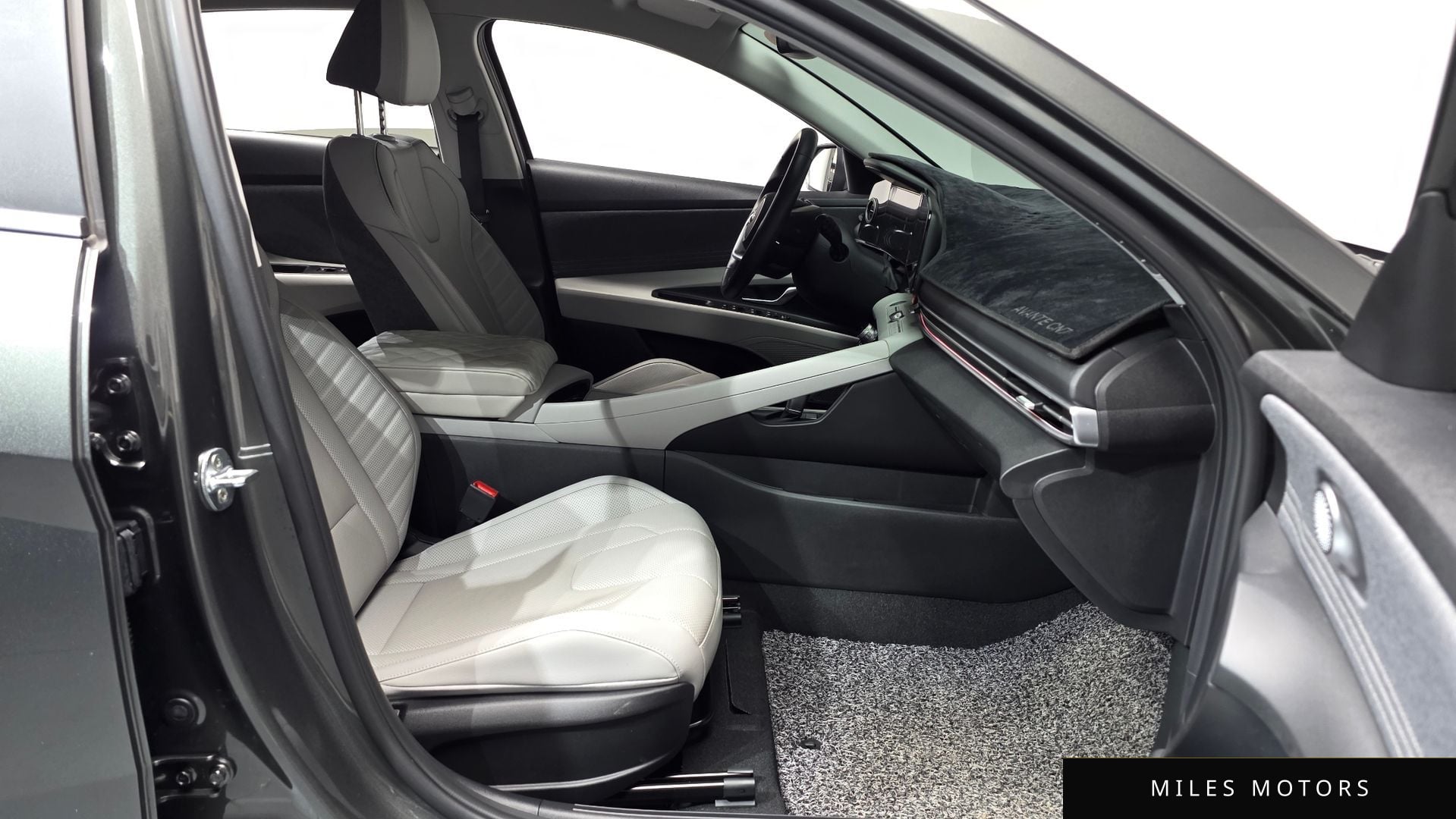 Hyundai AVANTE 2021 — миниатюра 11