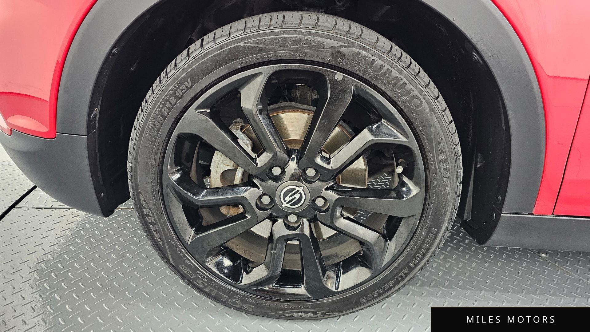 KG Mobility Tivoli 2016 — миниатюра 5