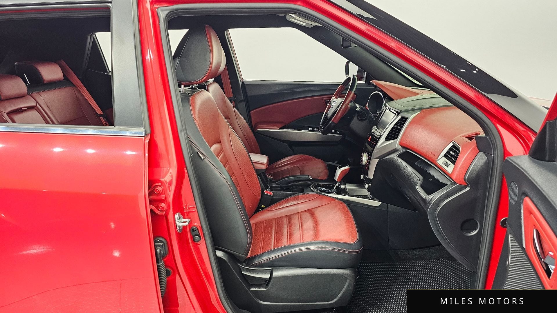 KG Mobility Tivoli 2016 — миниатюра 10