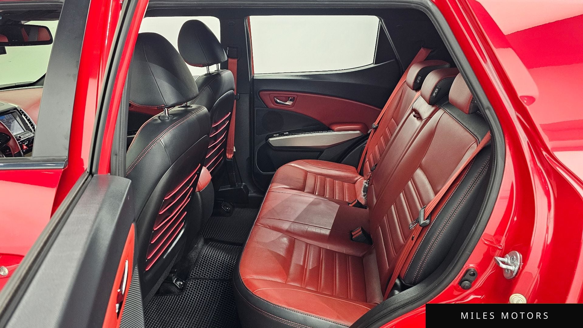 KG Mobility Tivoli 2016 — миниатюра 12