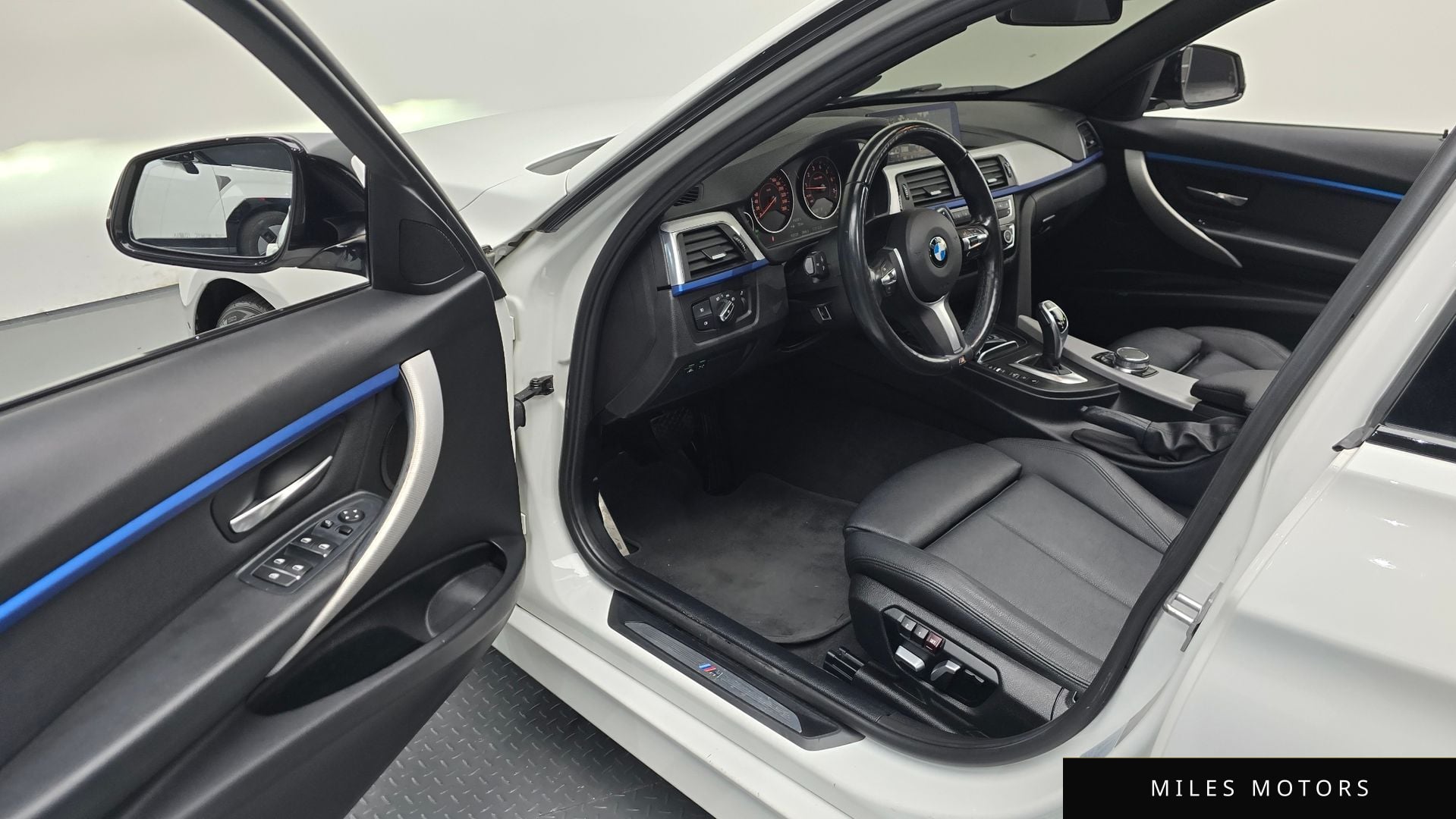 BMW 3 Series (F30) 2018 — миниатюра 11