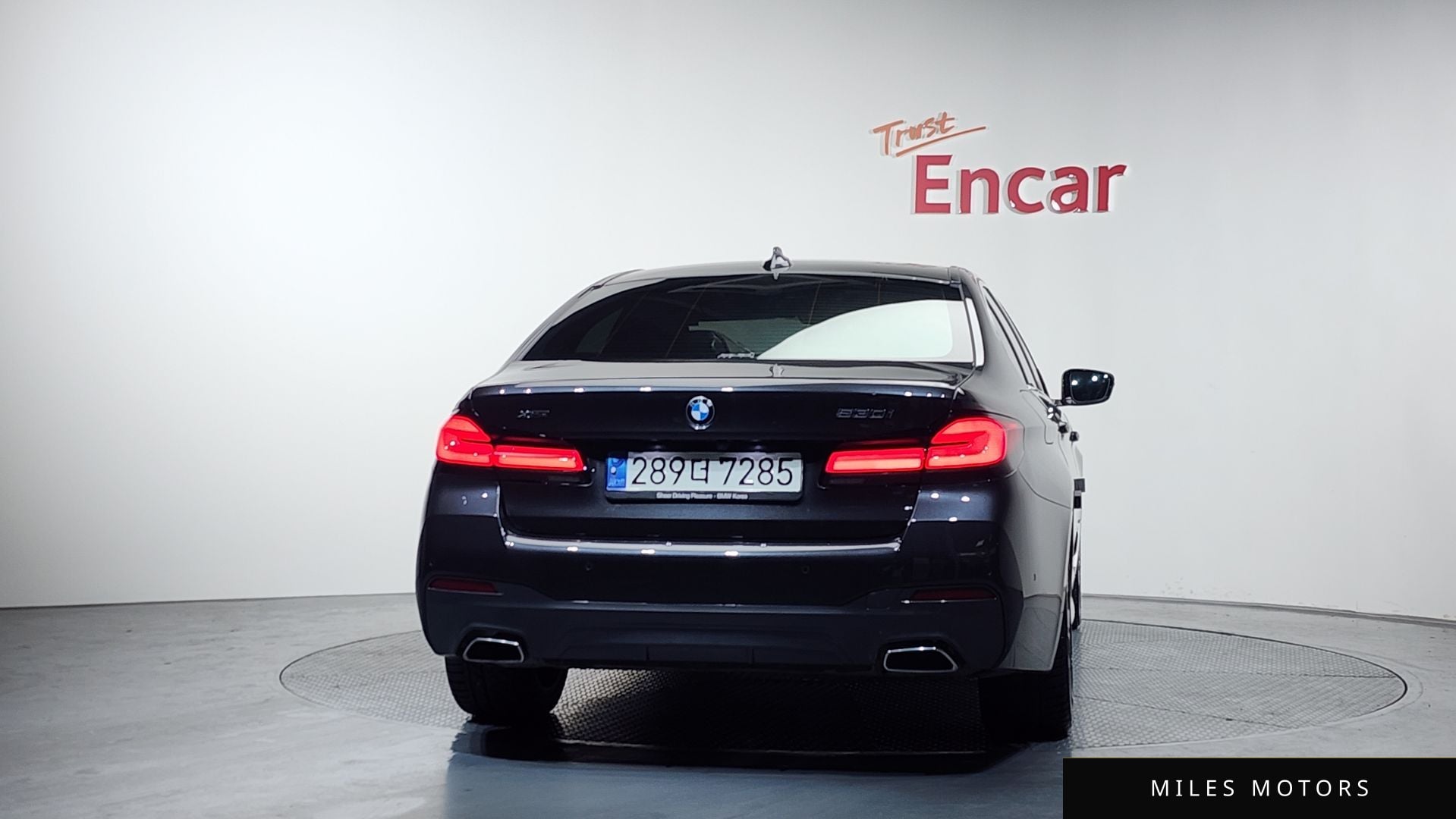 BMW 5 Series (G30) 2021 — миниатюра 4
