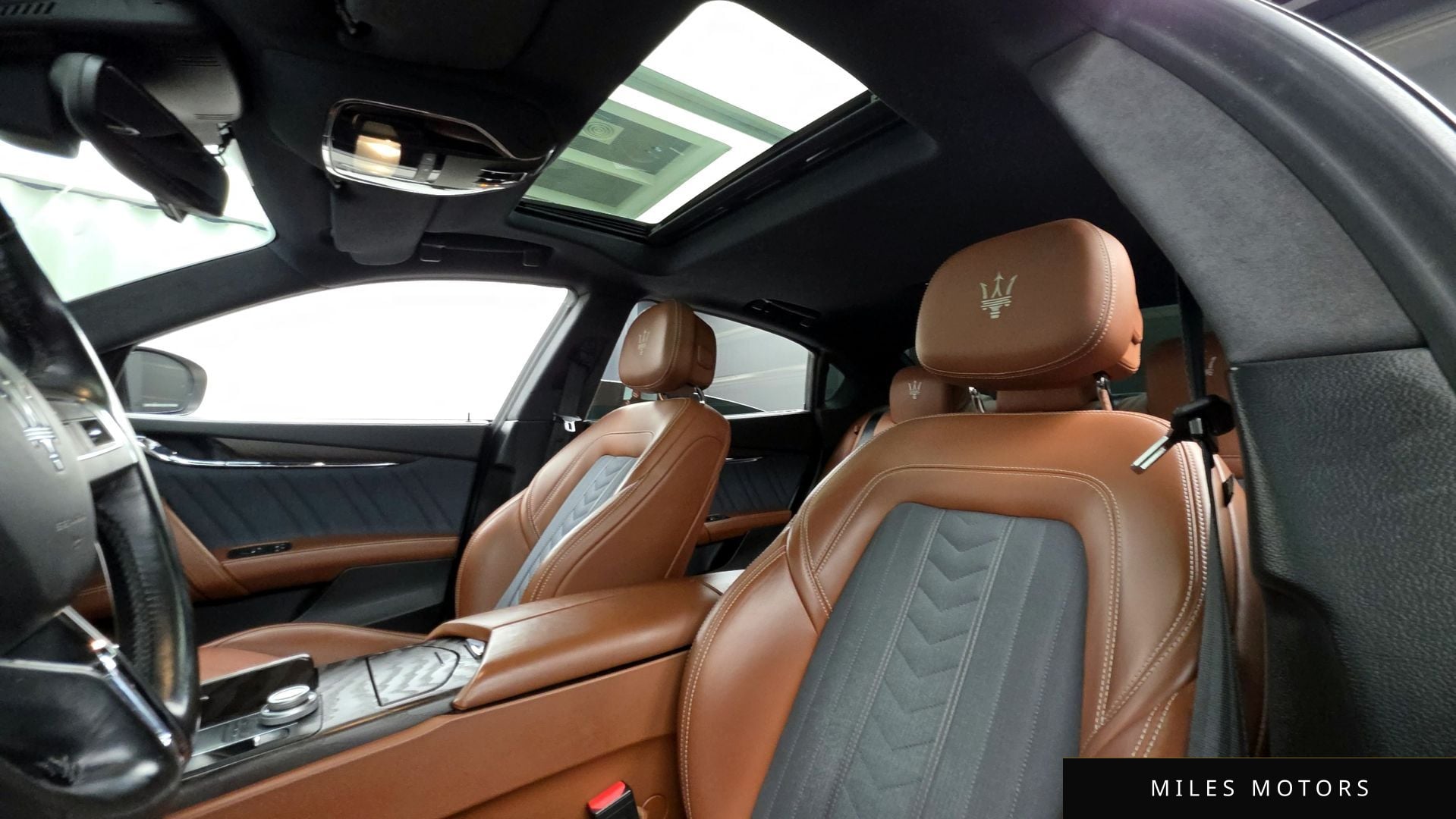Maserati 콰트로포르테 2018 — миниатюра 18