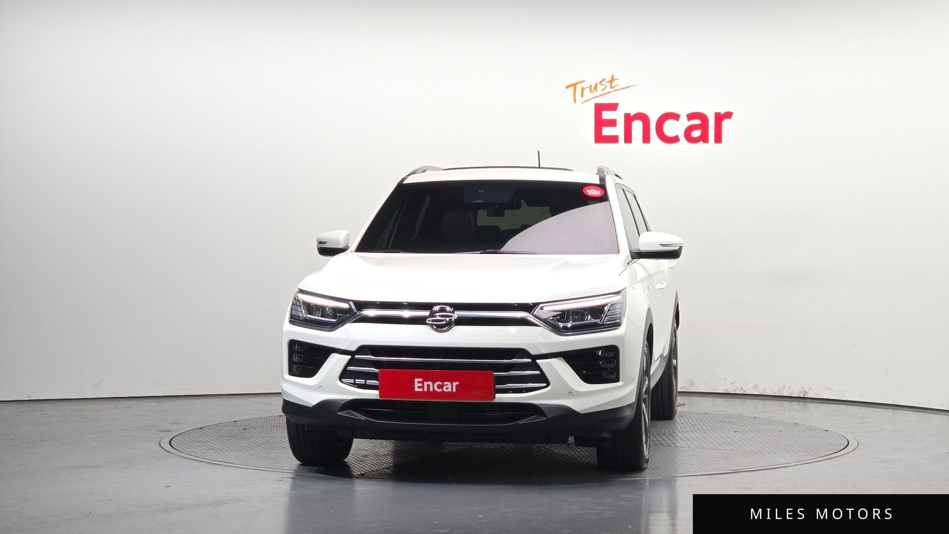 KG Mobility Beautiful Korando 2022 — миниатюра 3