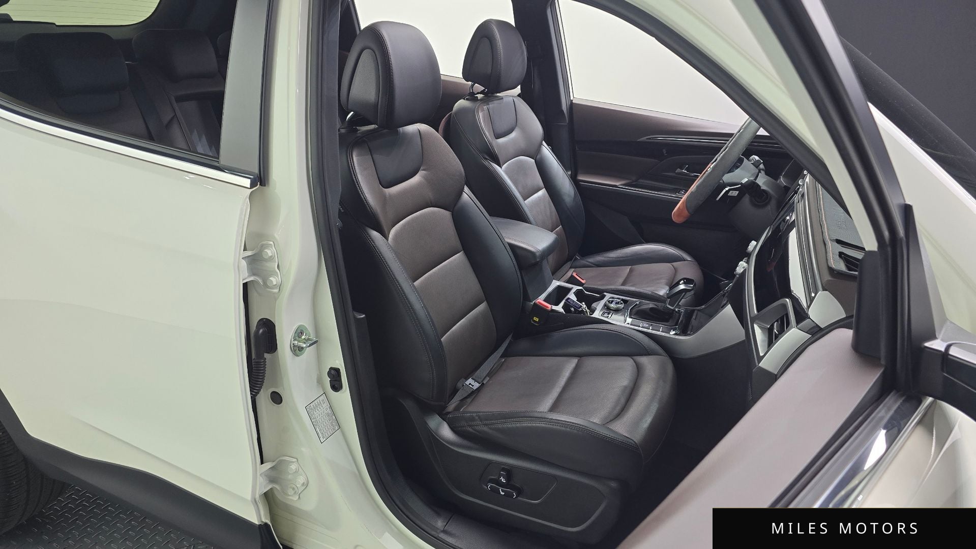 KG Mobility Beautiful Korando 2022 — миниатюра 12