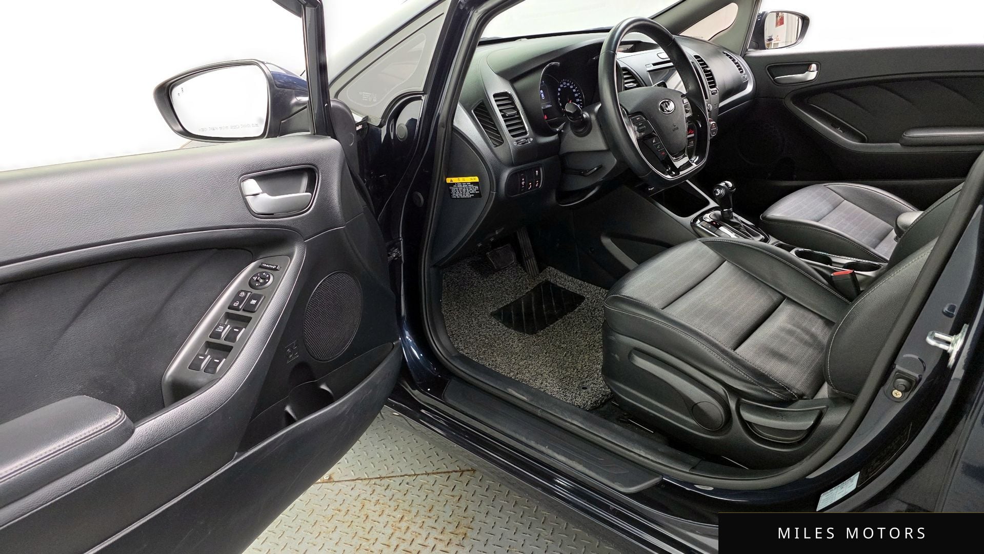 Kia K3 2016 — миниатюра 11
