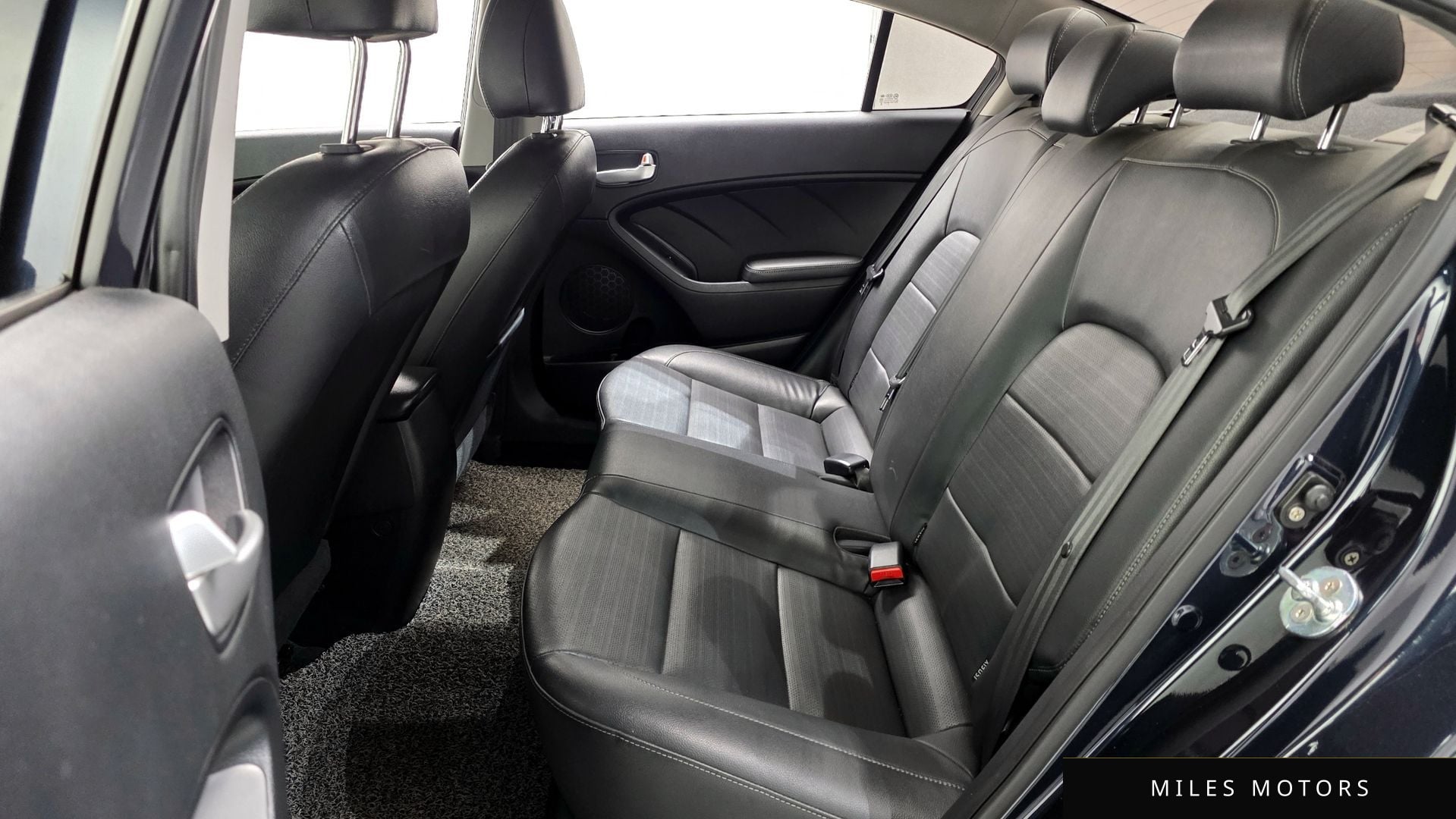 Kia K3 2016 — миниатюра 12