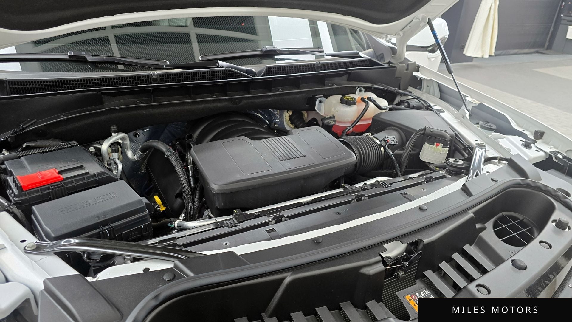 Cadillac Escalade 2025 — миниатюра 5