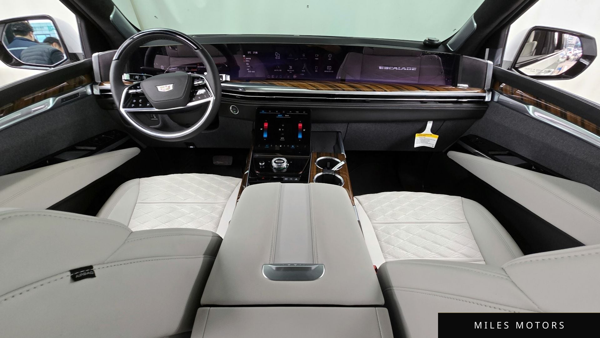 Cadillac Escalade 2025 — миниатюра 6