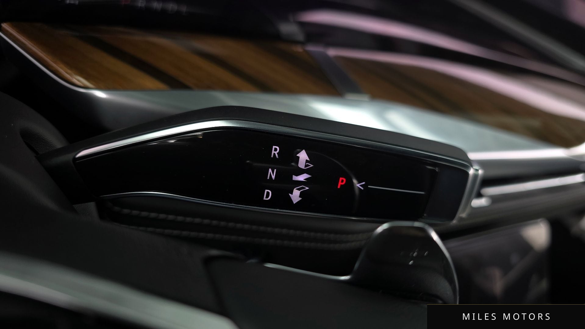 Cadillac Escalade 2025 — миниатюра 8