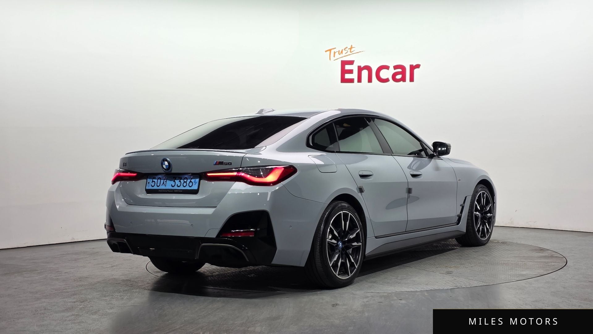 BMW i4 2022 — миниатюра 2