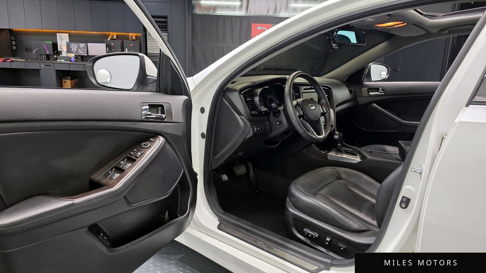 Kia K5 2011 — миниатюра 11