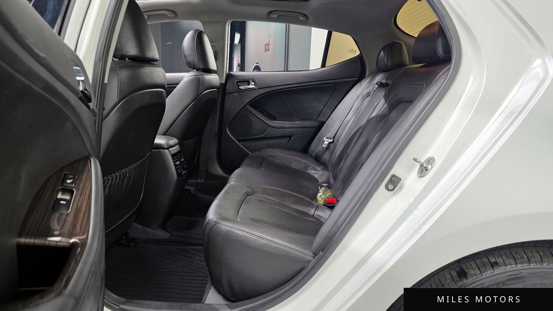 Kia K5 2011 — миниатюра 12