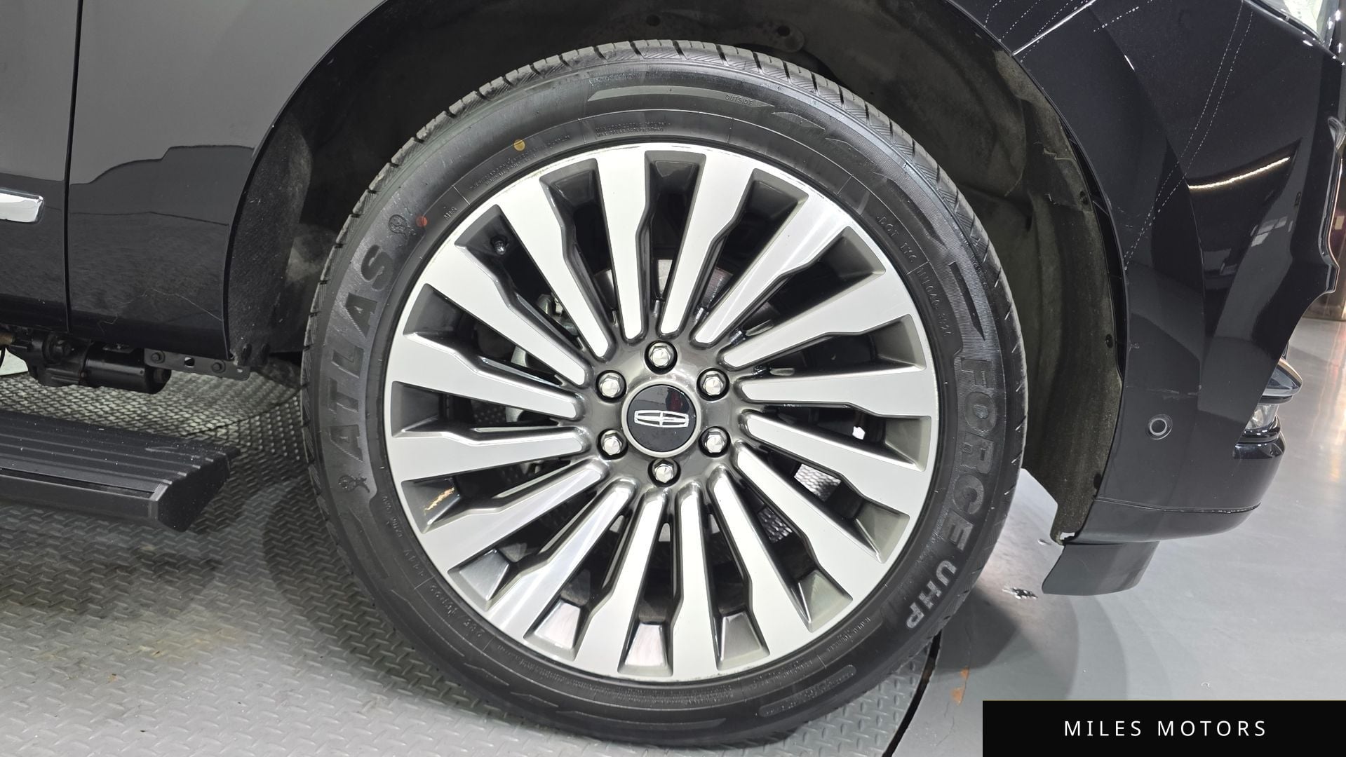 Lincoln Navigator 2021 — миниатюра 5
