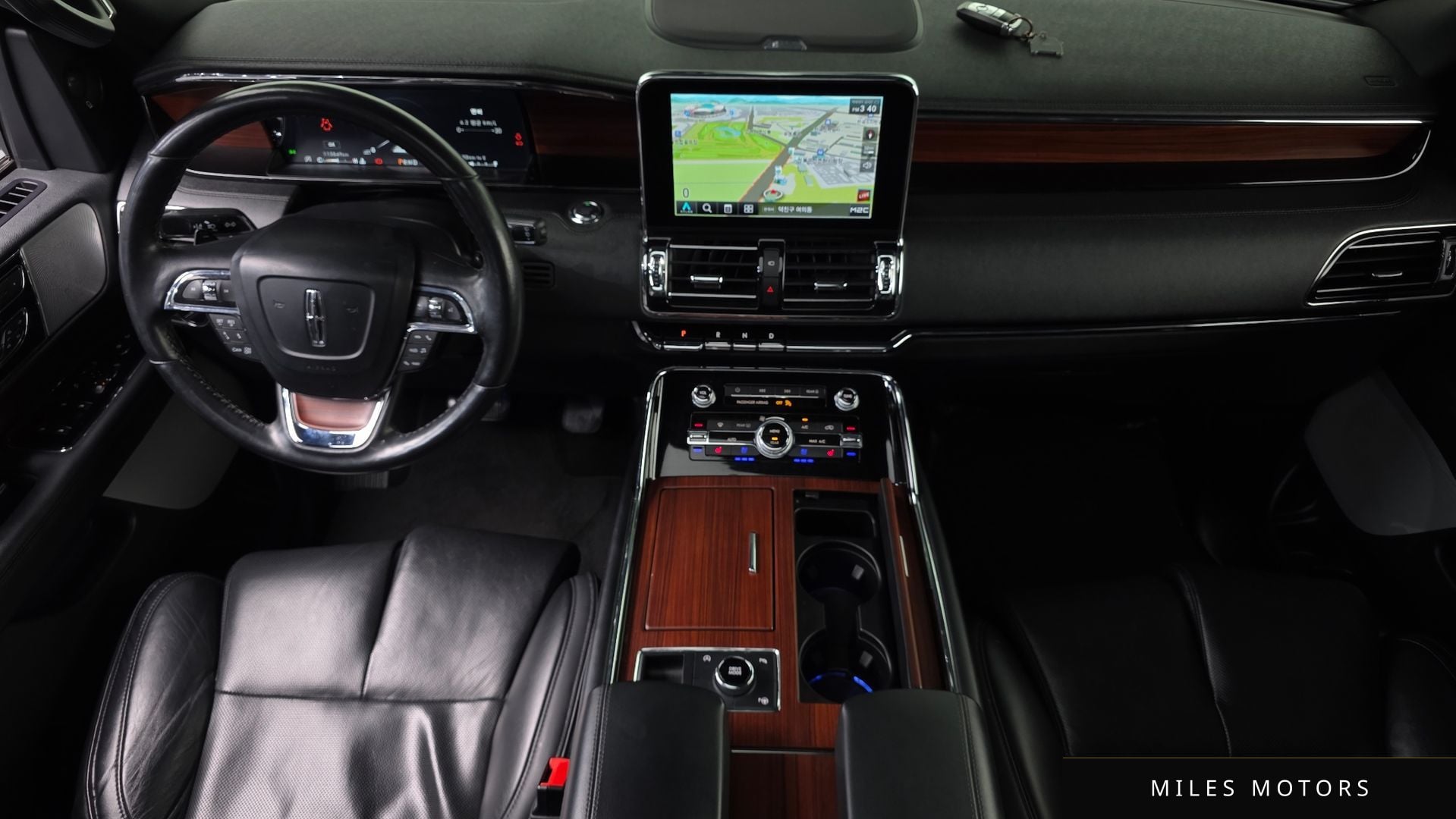 Lincoln Navigator 2021 — миниатюра 7