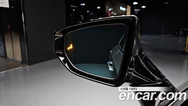 Лексус ES300h 2024 — миниатюра 16