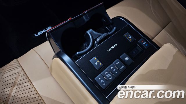 Лексус ES300h 2024 — миниатюра 17