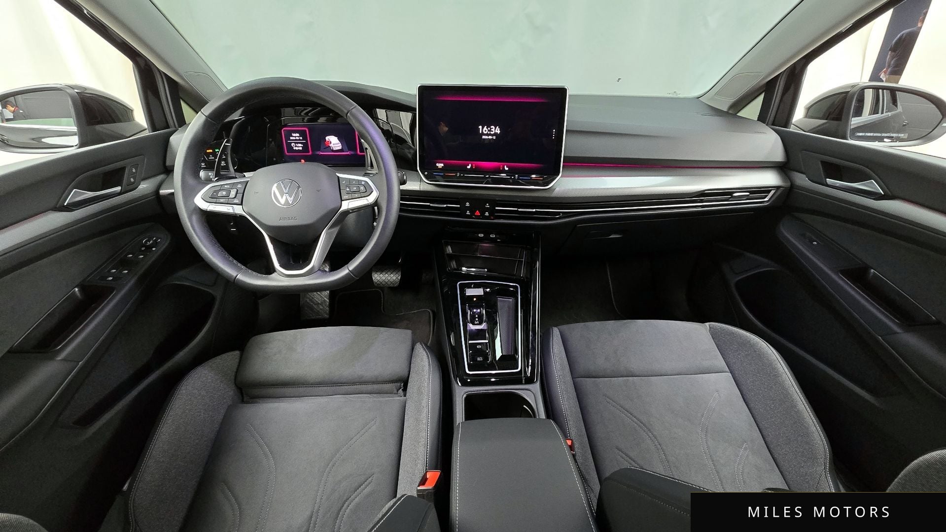 Volkswagen Golf 2025 — миниатюра 7