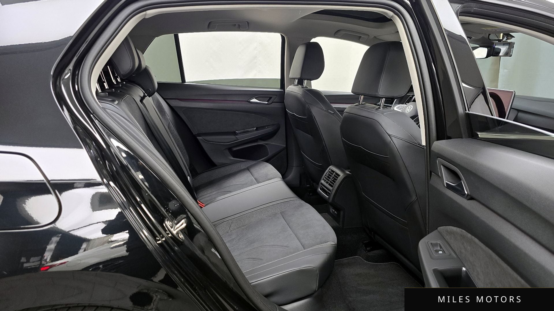 Volkswagen Golf 2025 — миниатюра 12