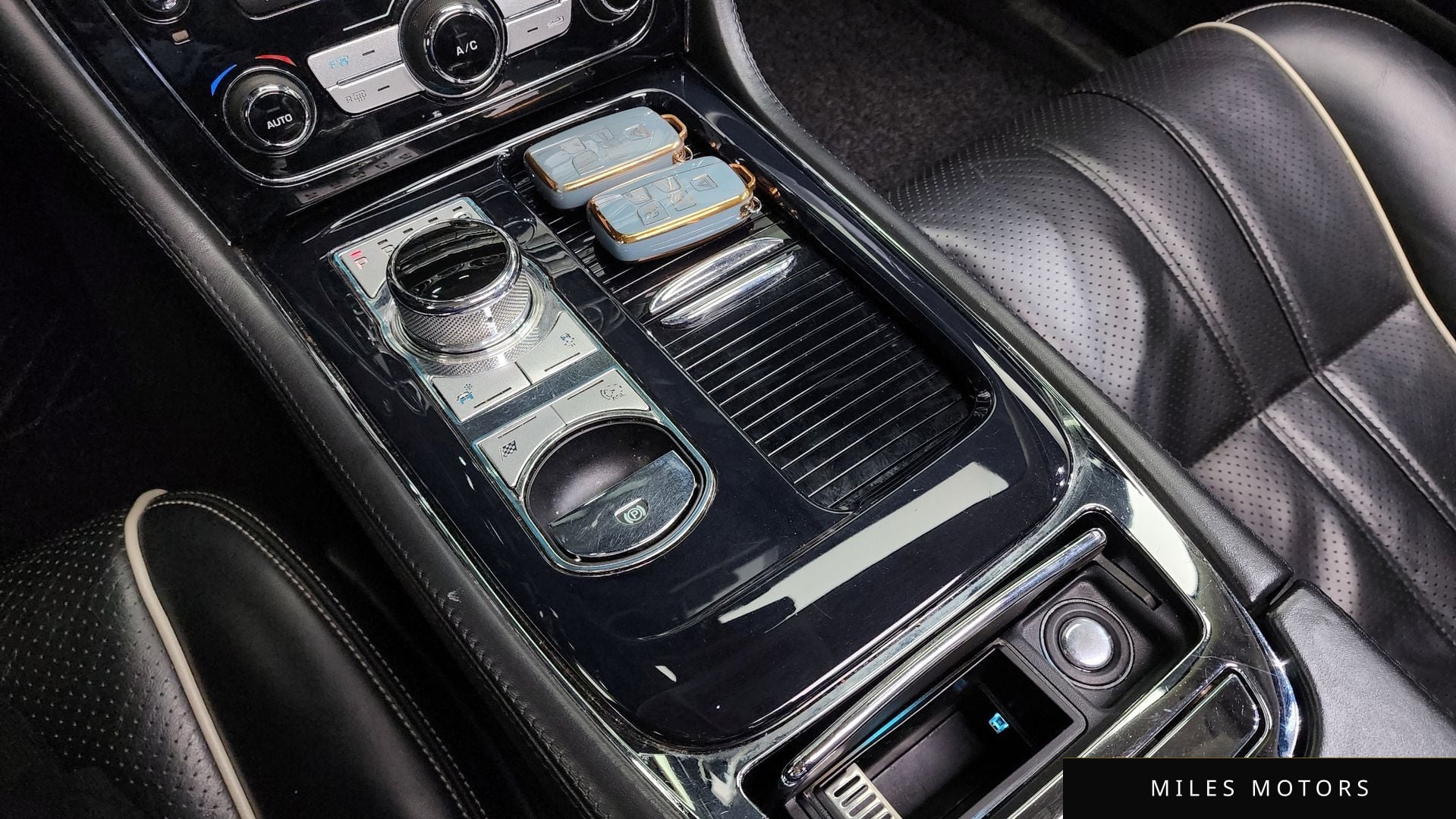 Jaguar All New XJ 2012 — миниатюра 9