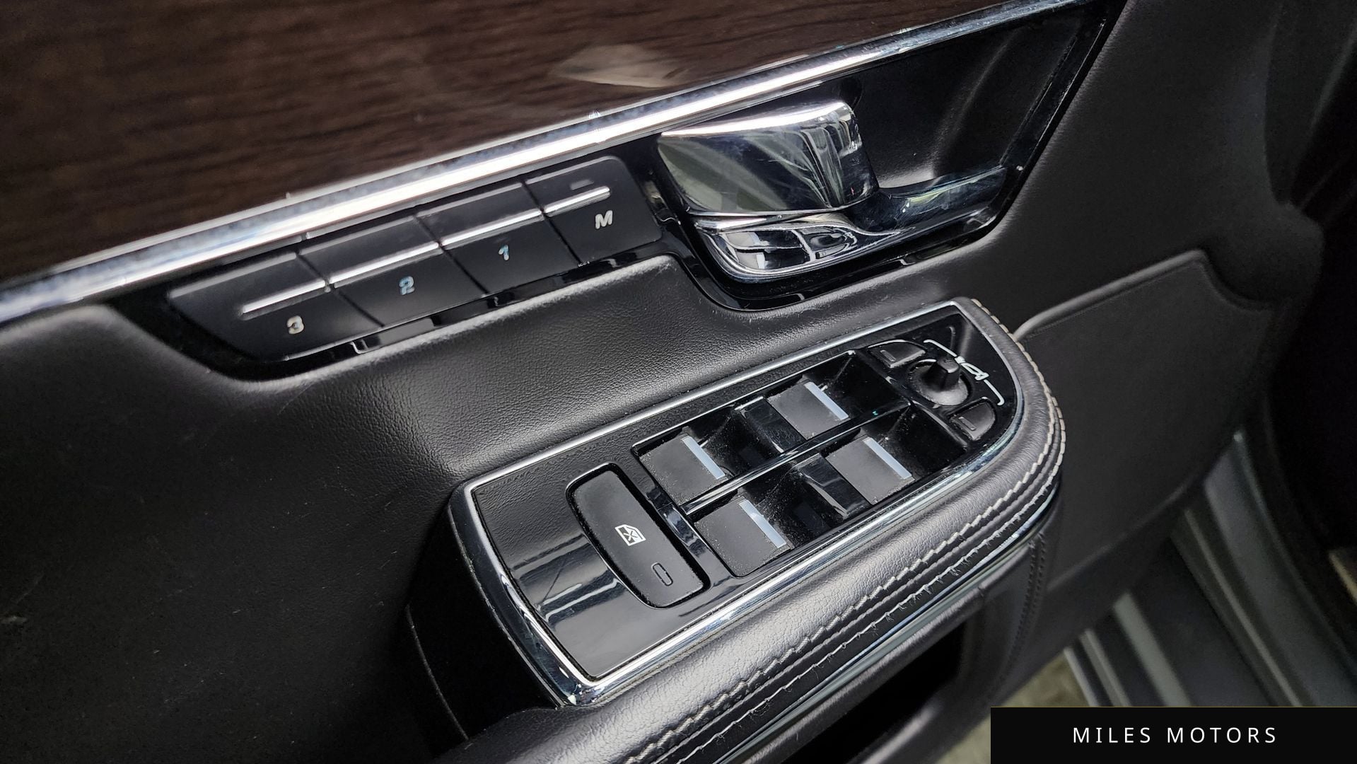 Jaguar All New XJ 2012 — миниатюра 13