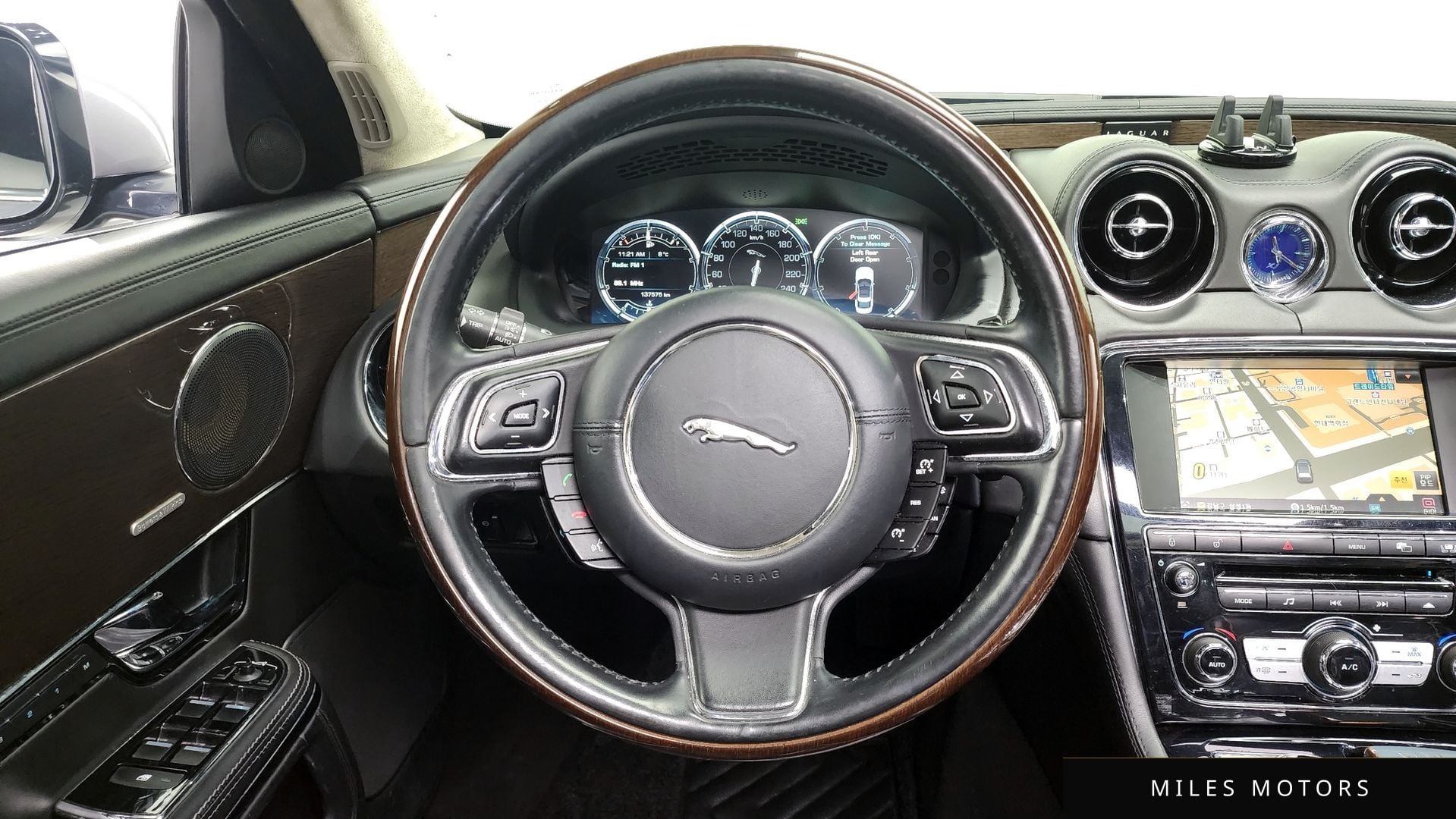 Jaguar All New XJ 2012 — миниатюра 14