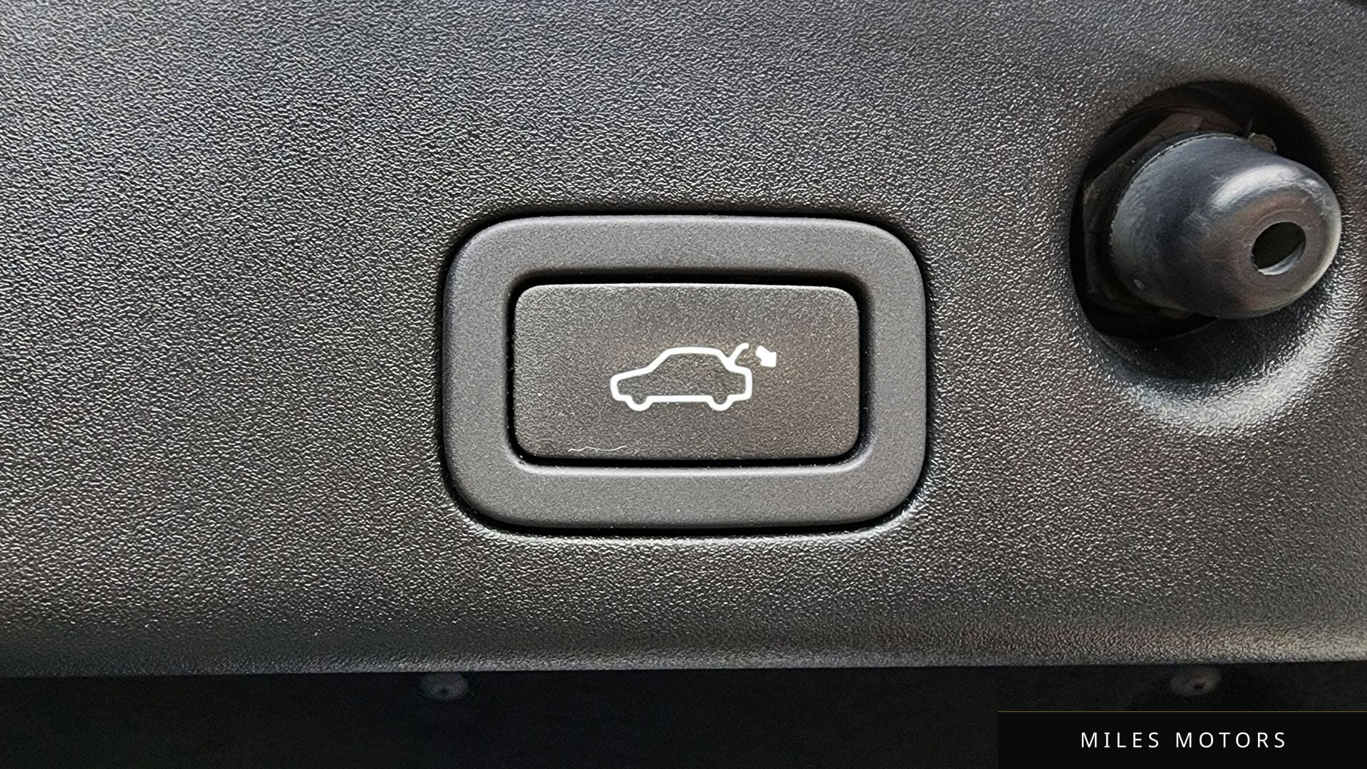 Jaguar All New XJ 2012 — миниатюра 20