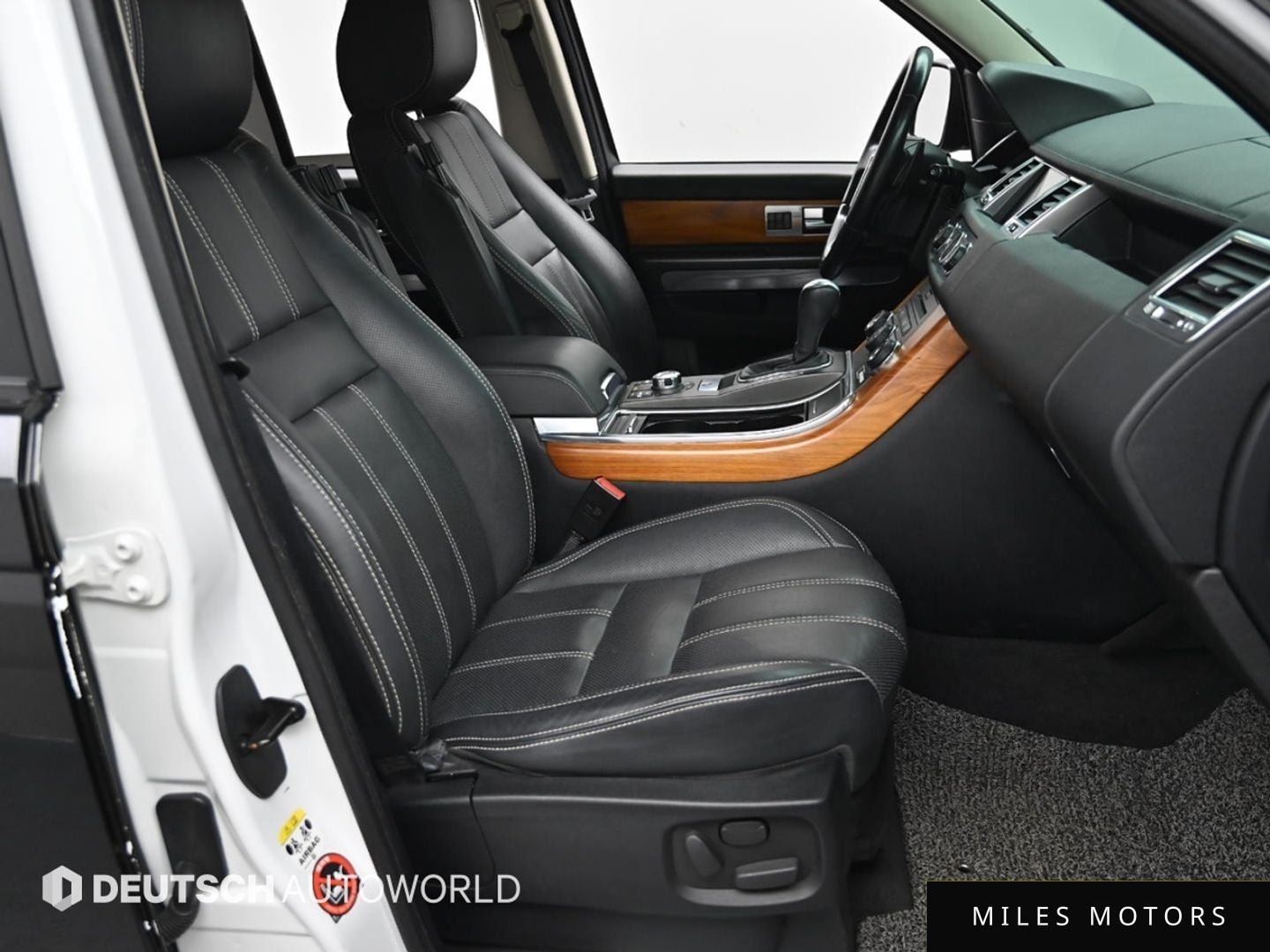 Land Rover Range Rover Sport 2011 — миниатюра 10