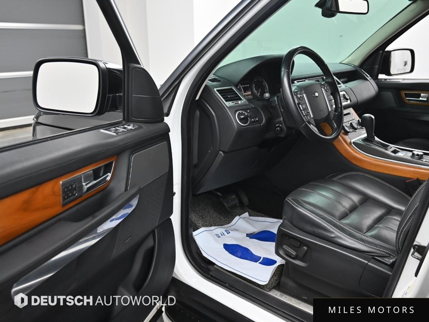 Land Rover Range Rover Sport 2011 — миниатюра 11