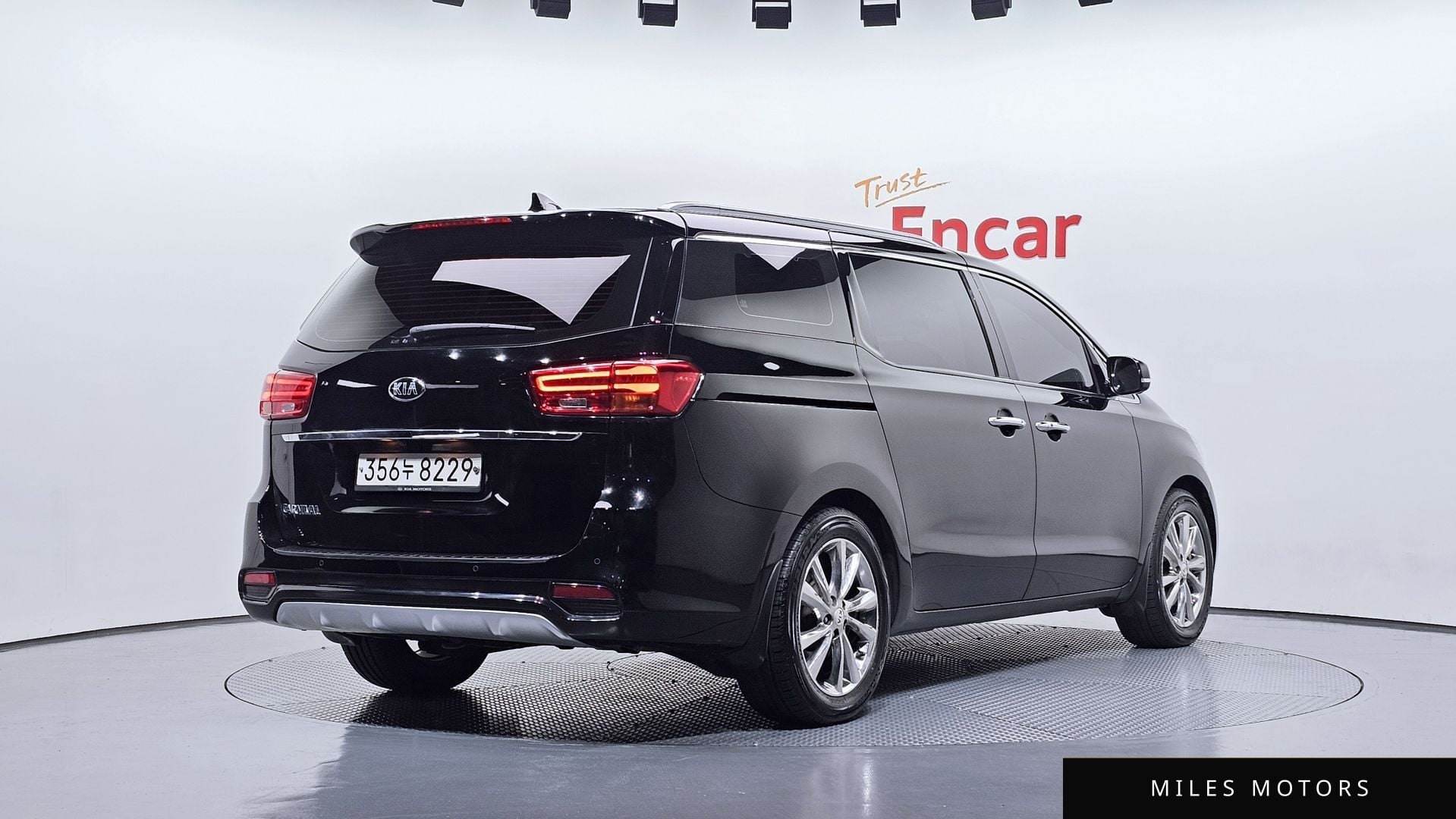 Kia Canival 2020 — миниатюра 2