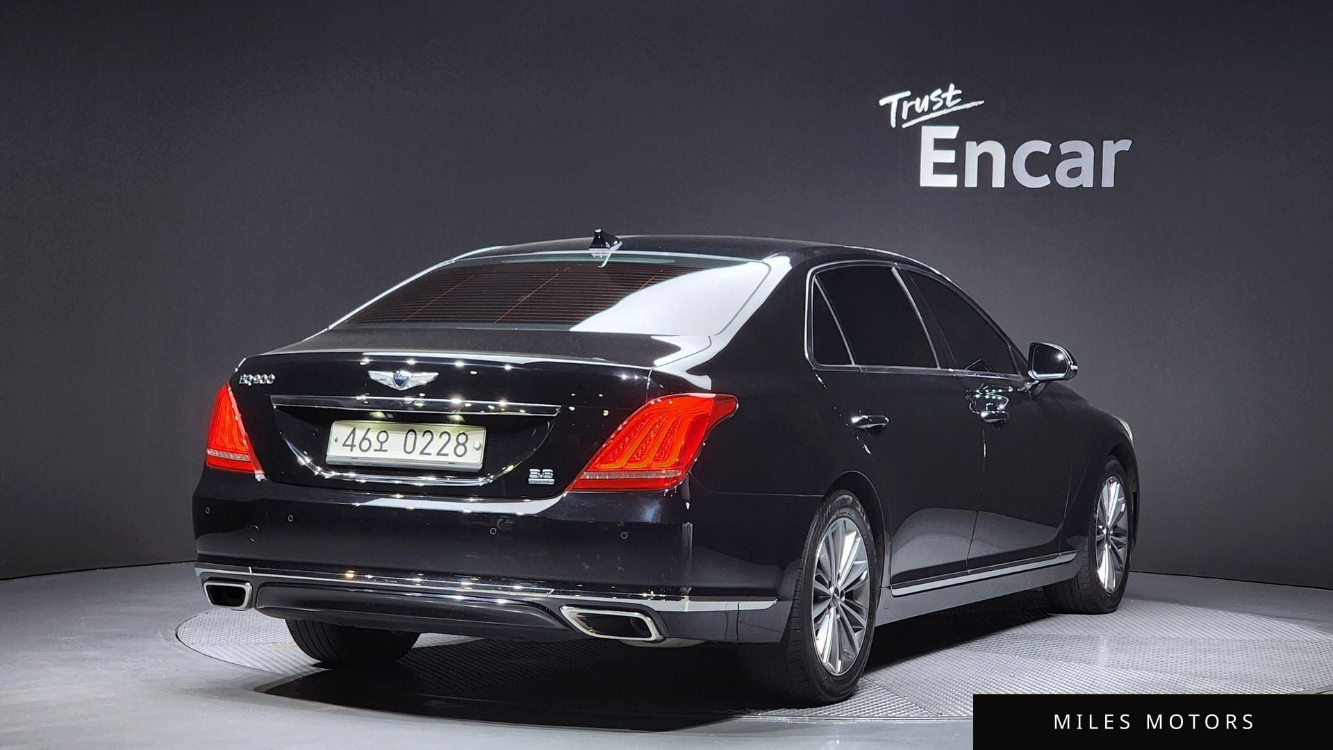 Genesis EQ900 2016 — миниатюра 2
