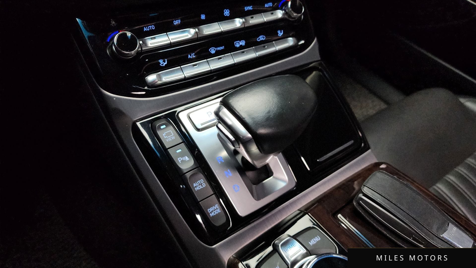 Genesis EQ900 2016 — миниатюра 9