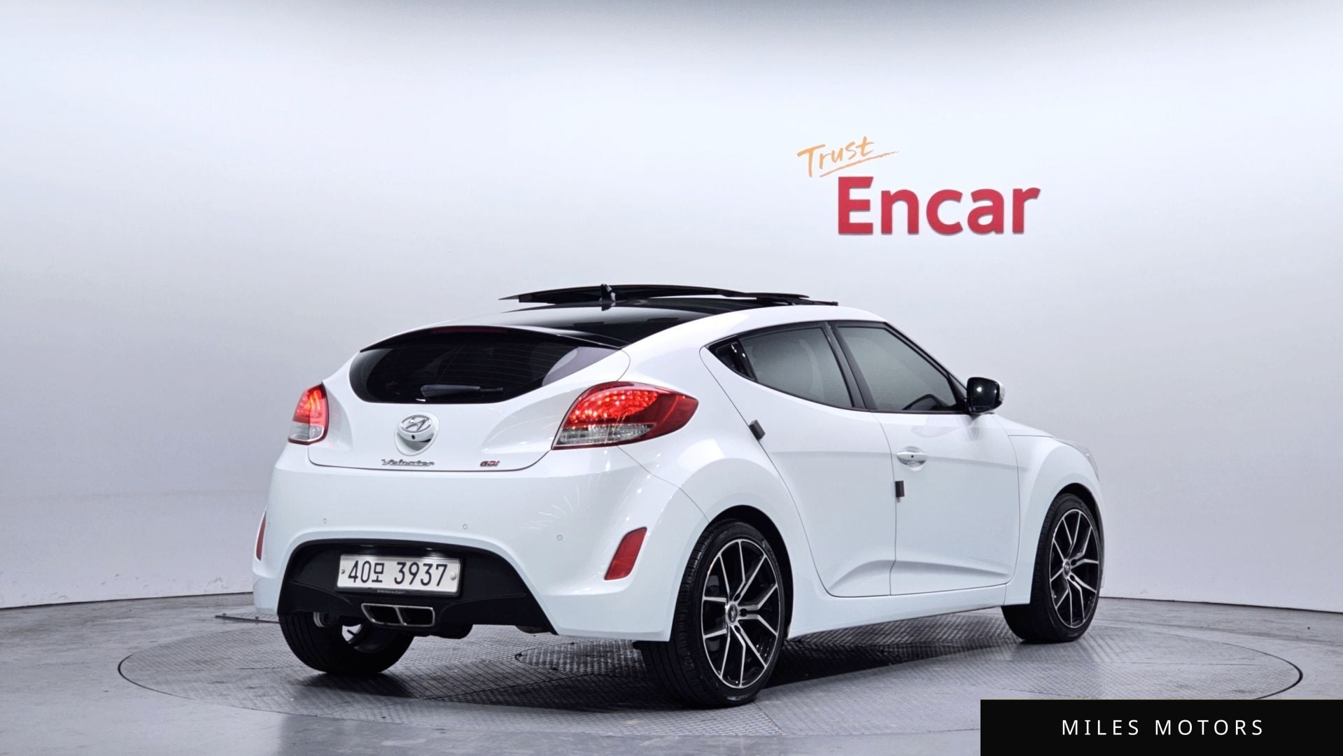 Hyundai Veloster 2012 — миниатюра 2