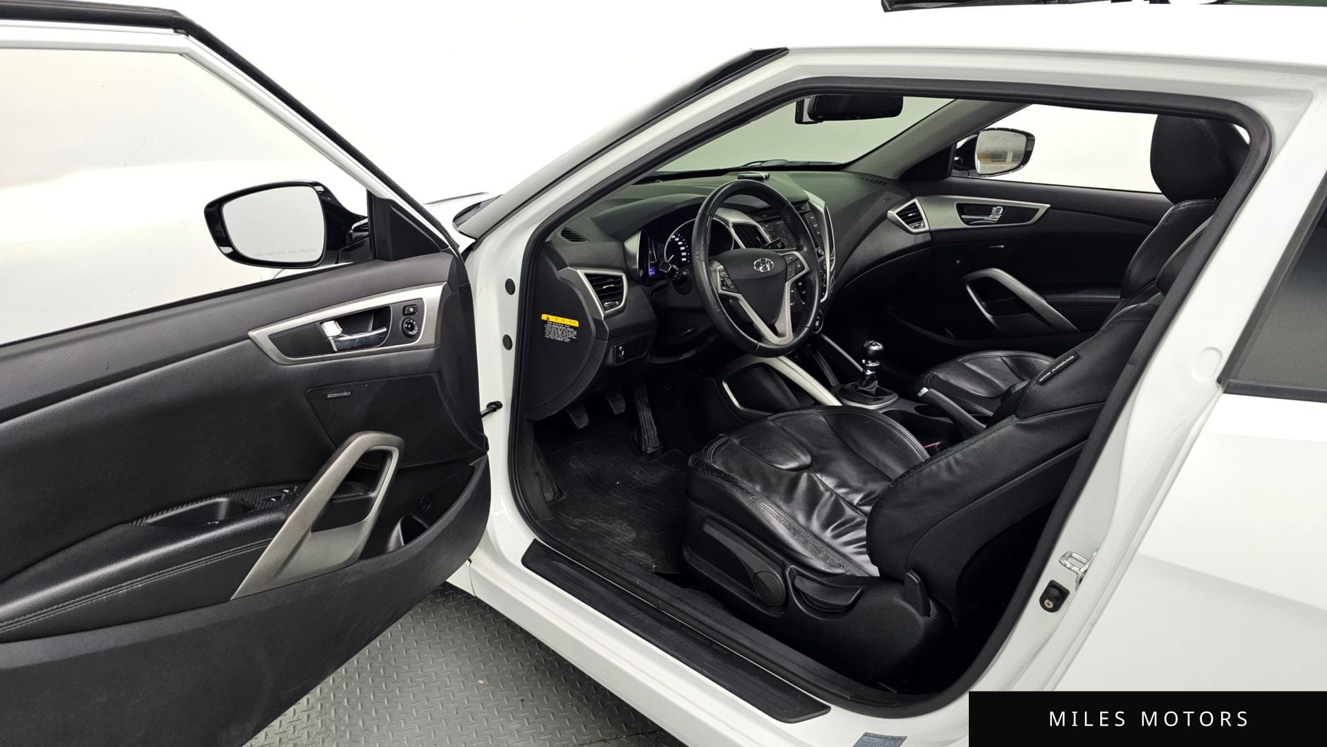Hyundai Veloster 2012 — миниатюра 10