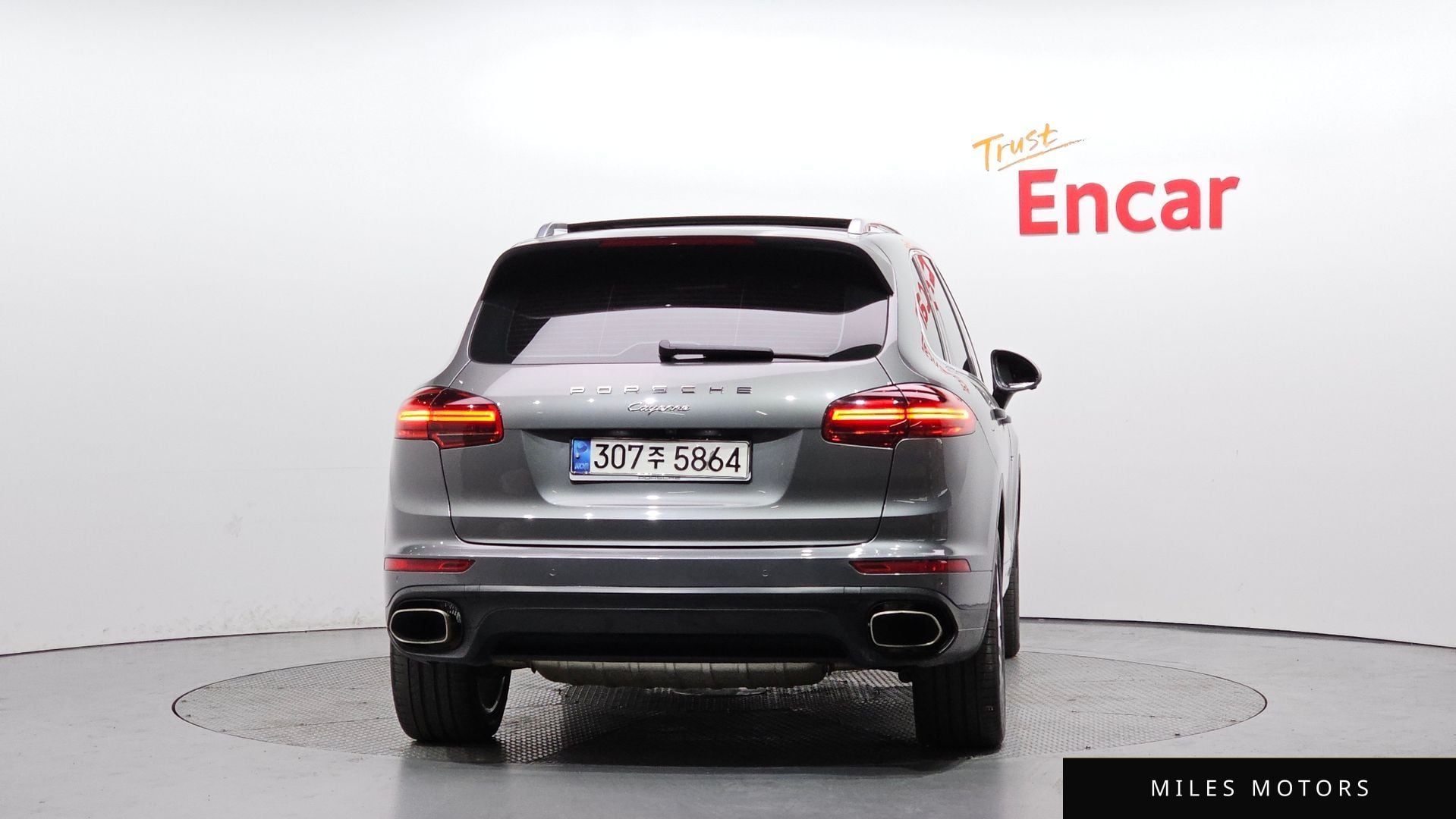 Porsche Cayenne 2016 — миниатюра 4