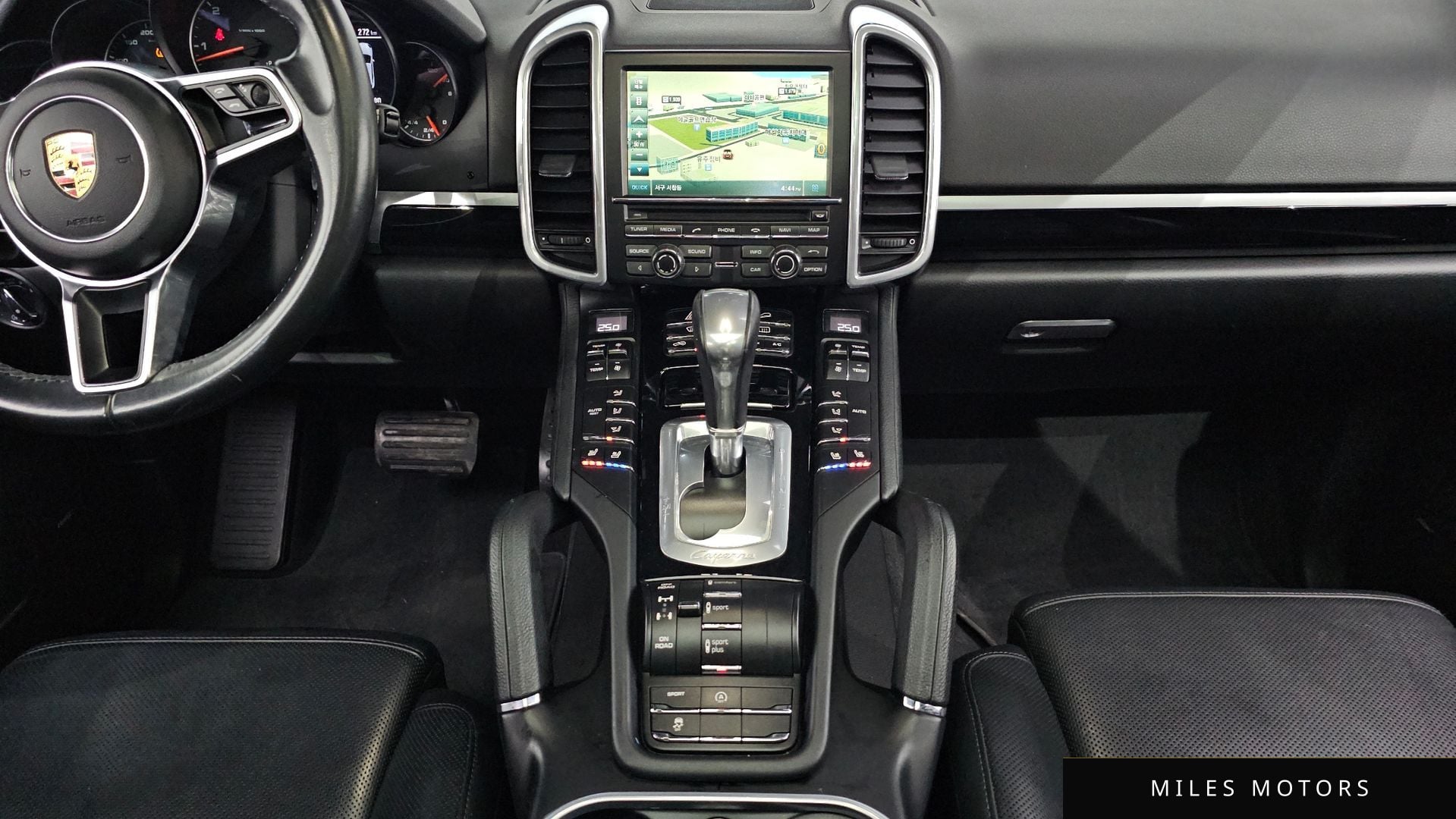 Porsche Cayenne 2016 — миниатюра 15