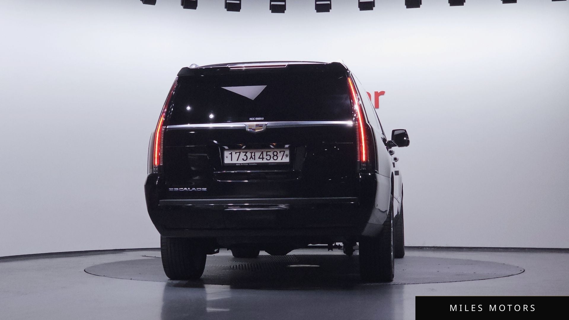 Cadillac Escalade 2018 — миниатюра 4