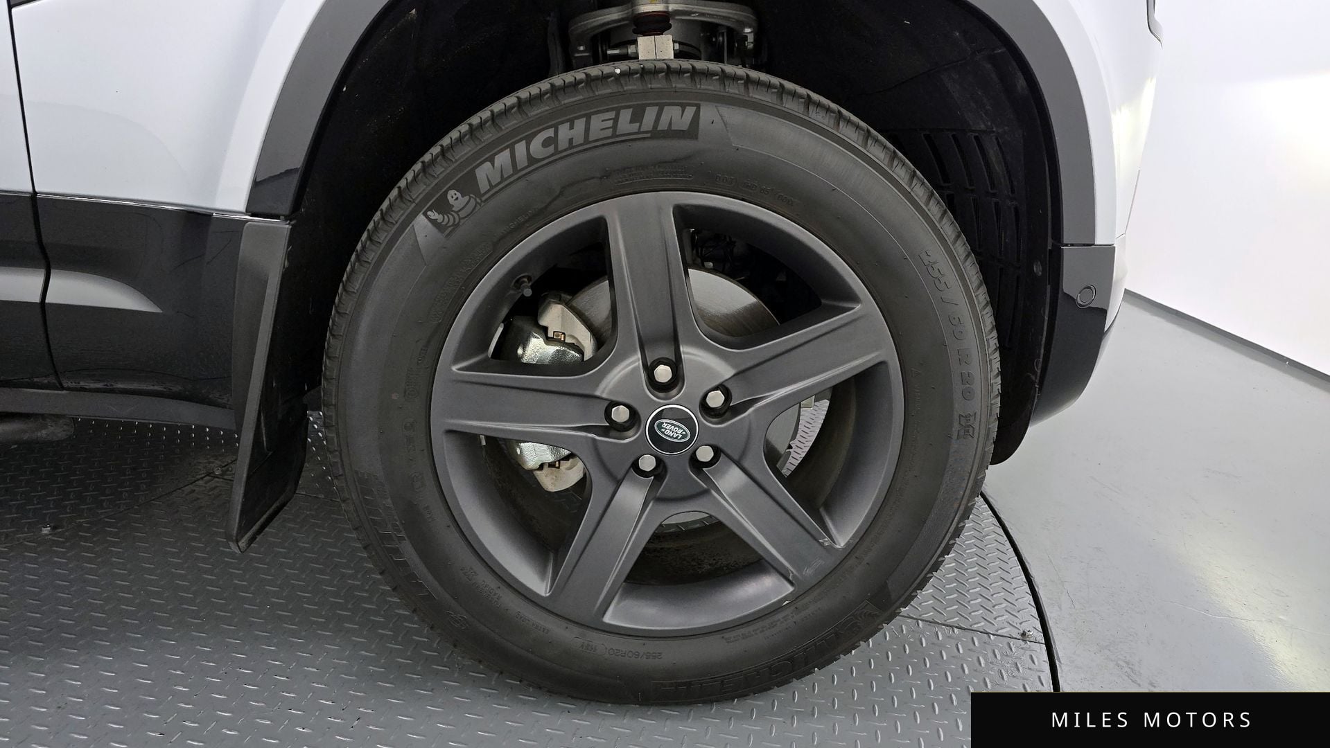 Land Rover Defender 2024 — миниатюра 5